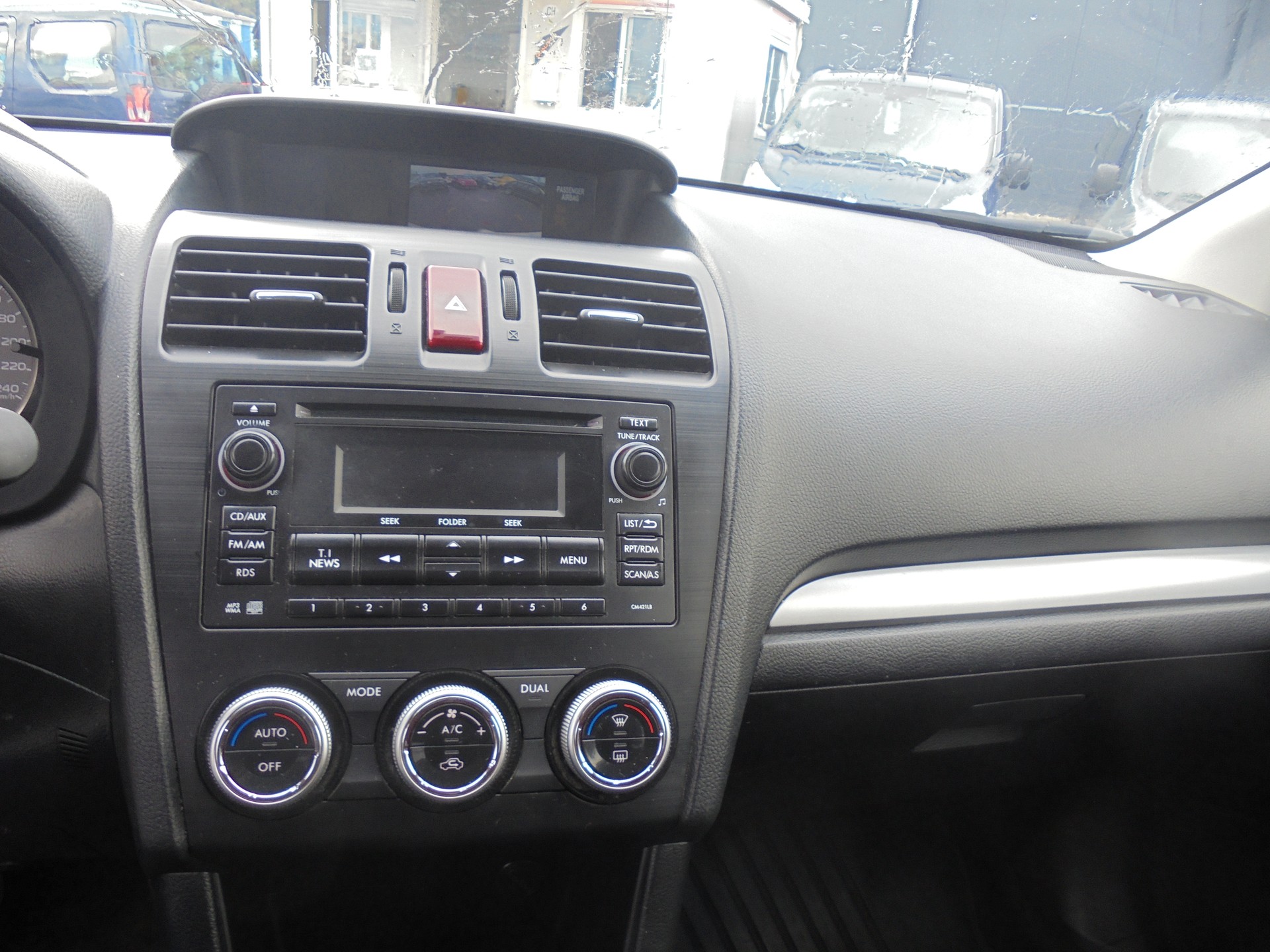 SUBARU XV 2.0D Swiss Three AWD-image-10