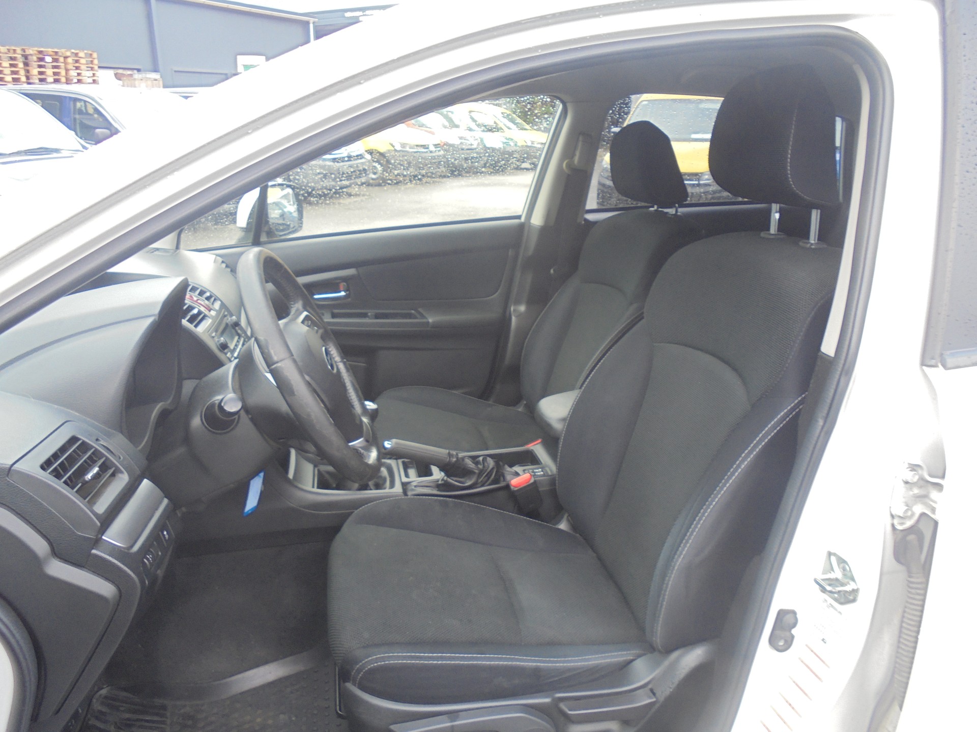 SUBARU XV 2.0D Swiss Three AWD-image-6