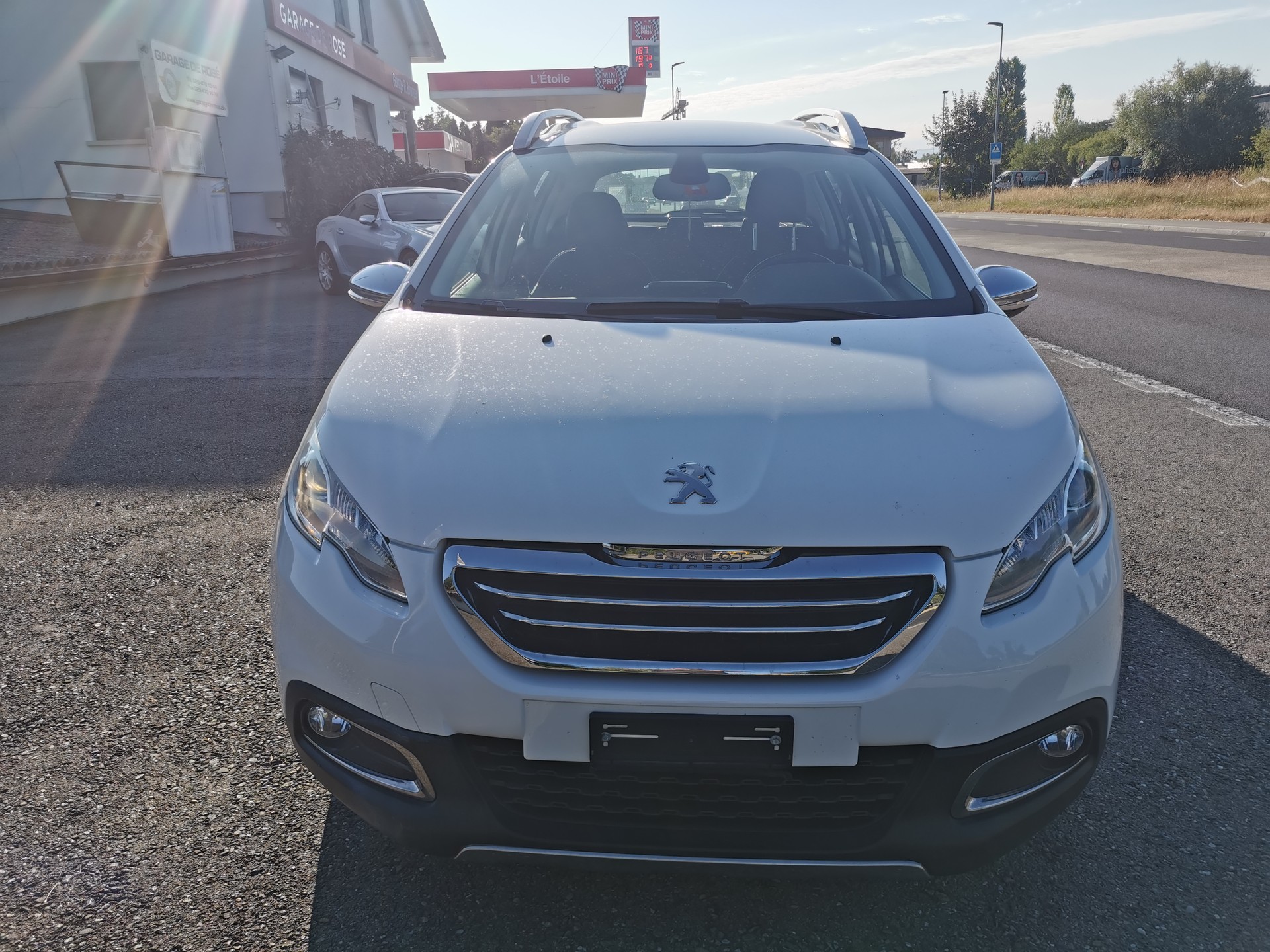 PEUGEOT 2008 1.6 e-HDi Allure EGS6-image-7