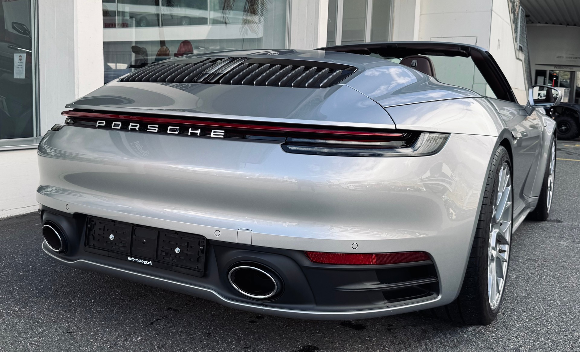 PORSCHE 911 Carrera 4S Cabriolet PDK Sport Design-image-6