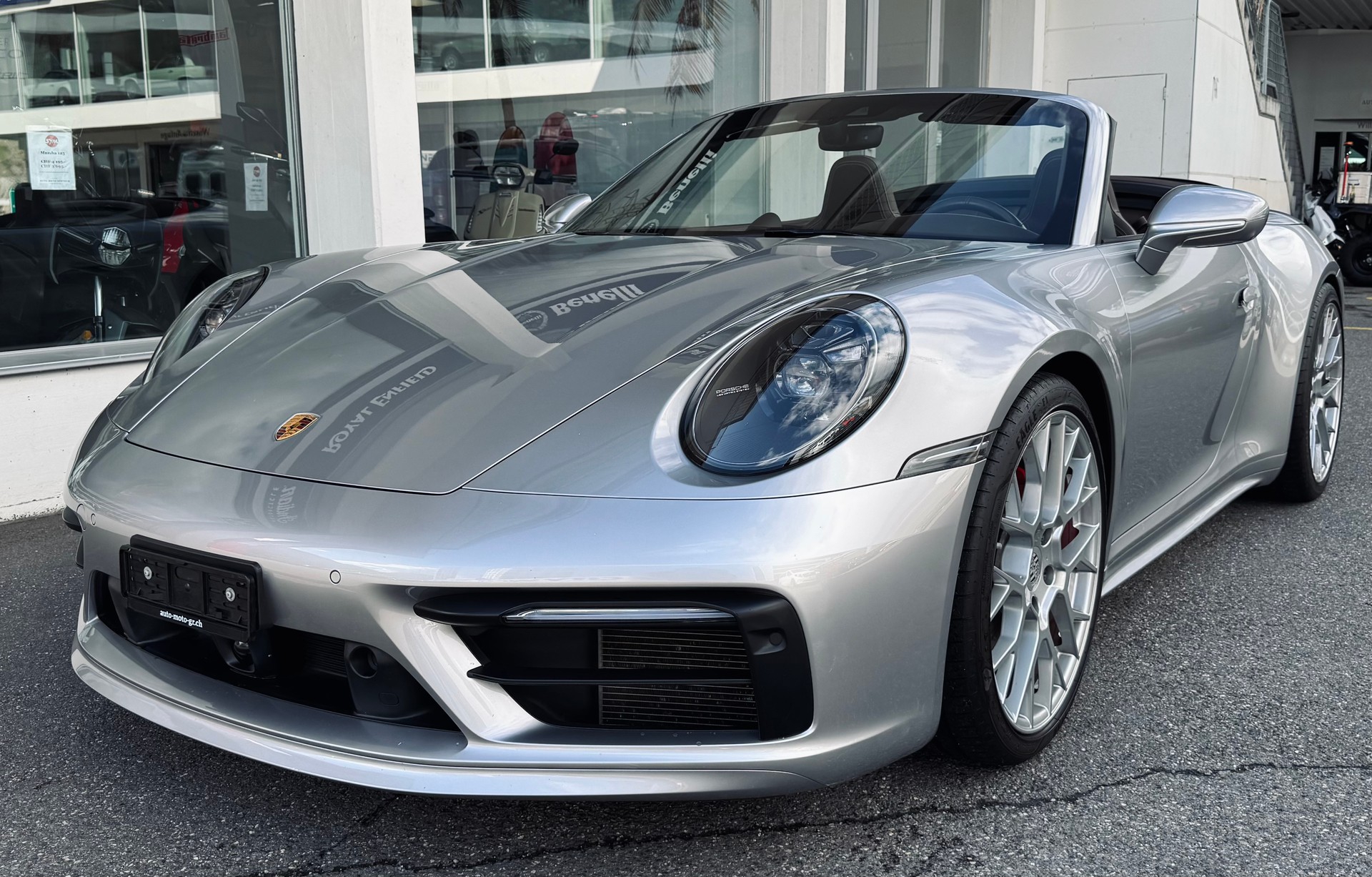 PORSCHE 911 Carrera 4S Cabriolet PDK Sport Design-image-7