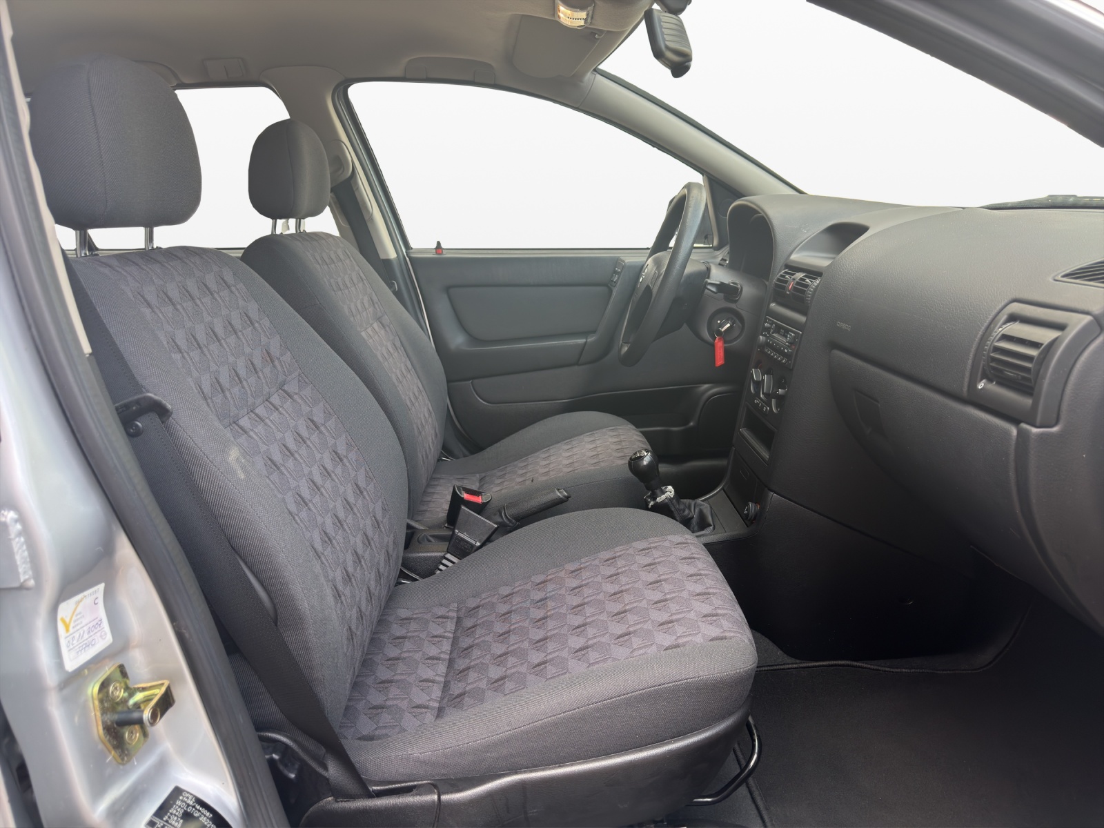 OPEL Astra Caravan 1.6i 16V Favorit-image-14