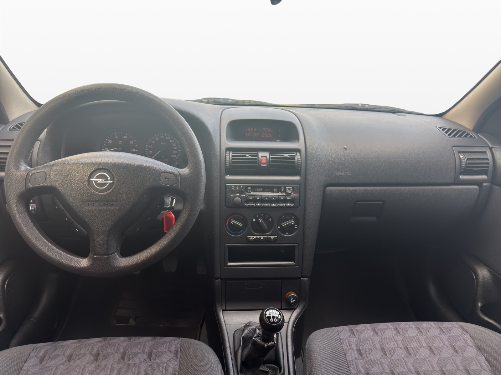 OPEL Astra Caravan 1.6i 16V Favorit-image-11