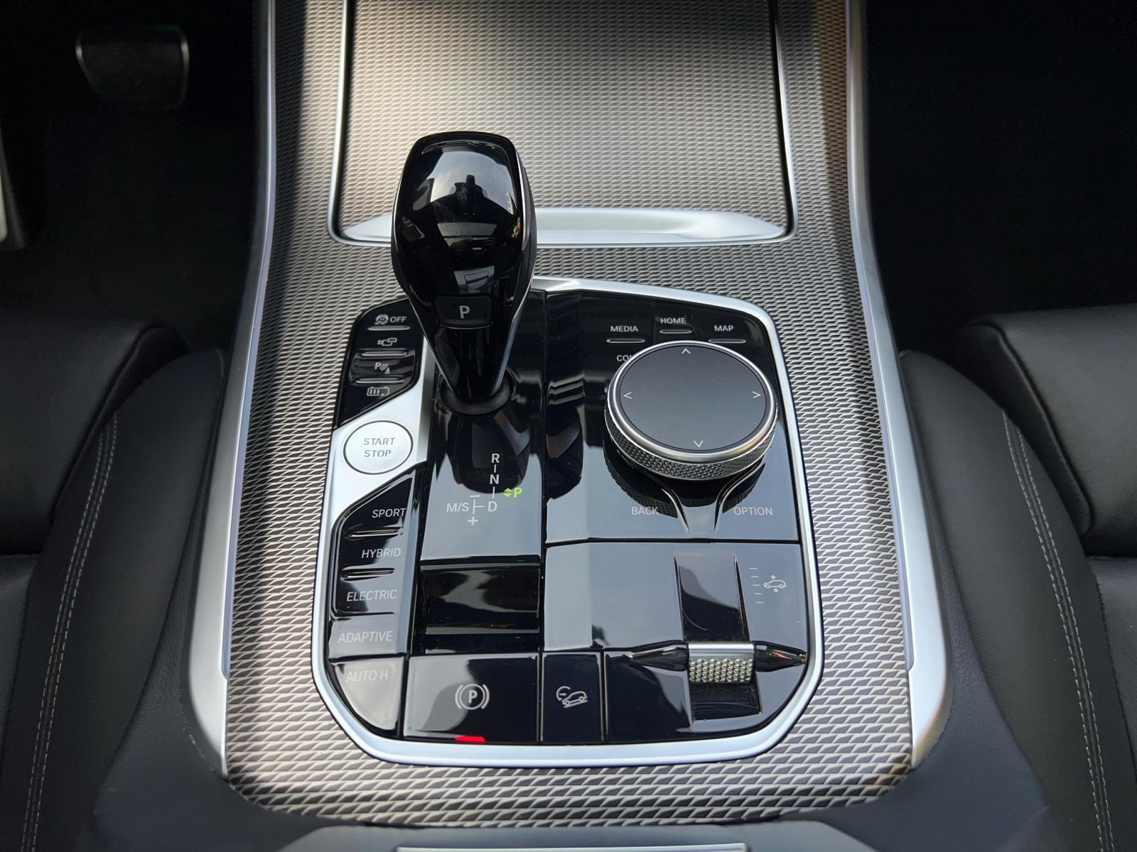 BMW X5 xDrive45e M Sport Steptronic-image-18