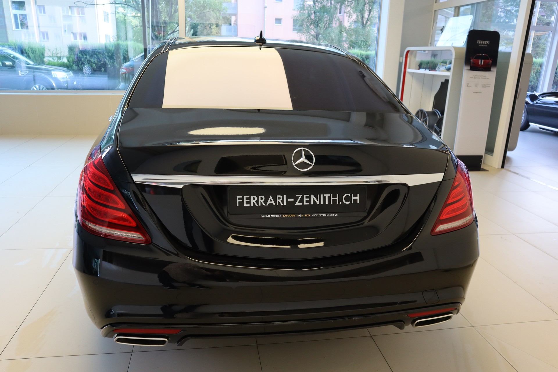 MERCEDES-BENZ S 500 4Matic 9G-Tronic AMG Line-image-5