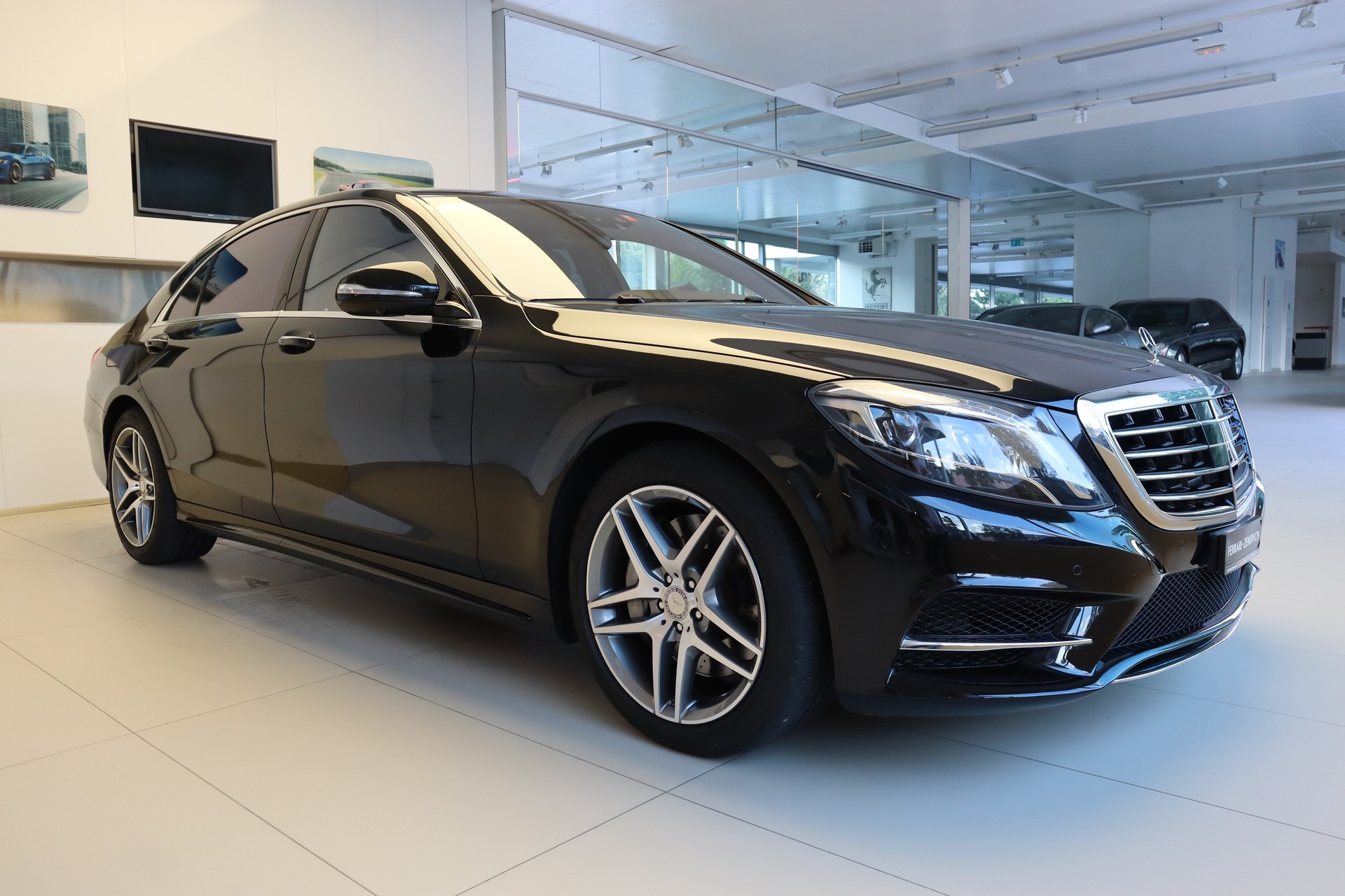 MERCEDES-BENZ S 500 4Matic 9G-Tronic AMG Line-image-2