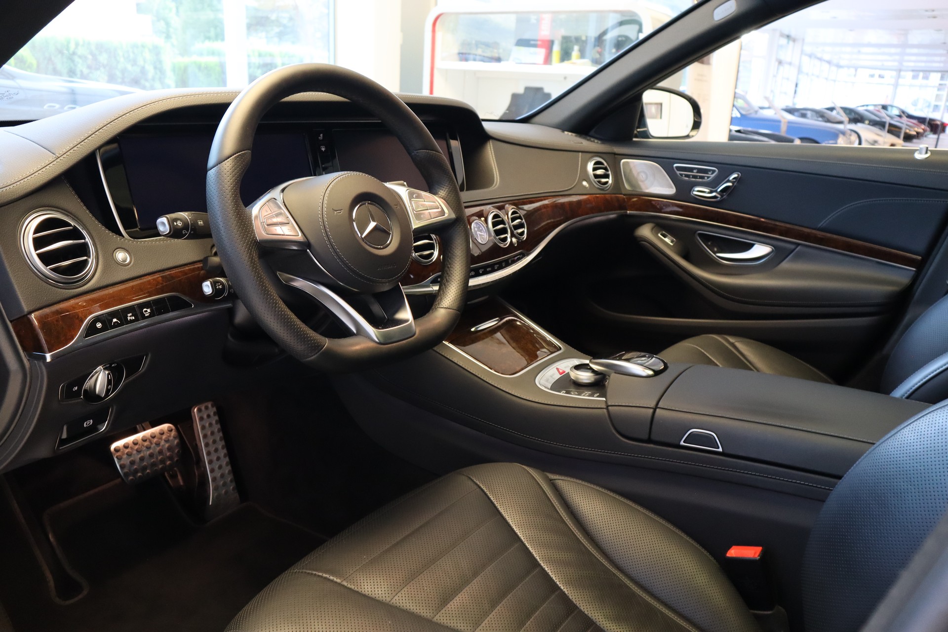 MERCEDES-BENZ S 500 4Matic 9G-Tronic AMG Line-image-8
