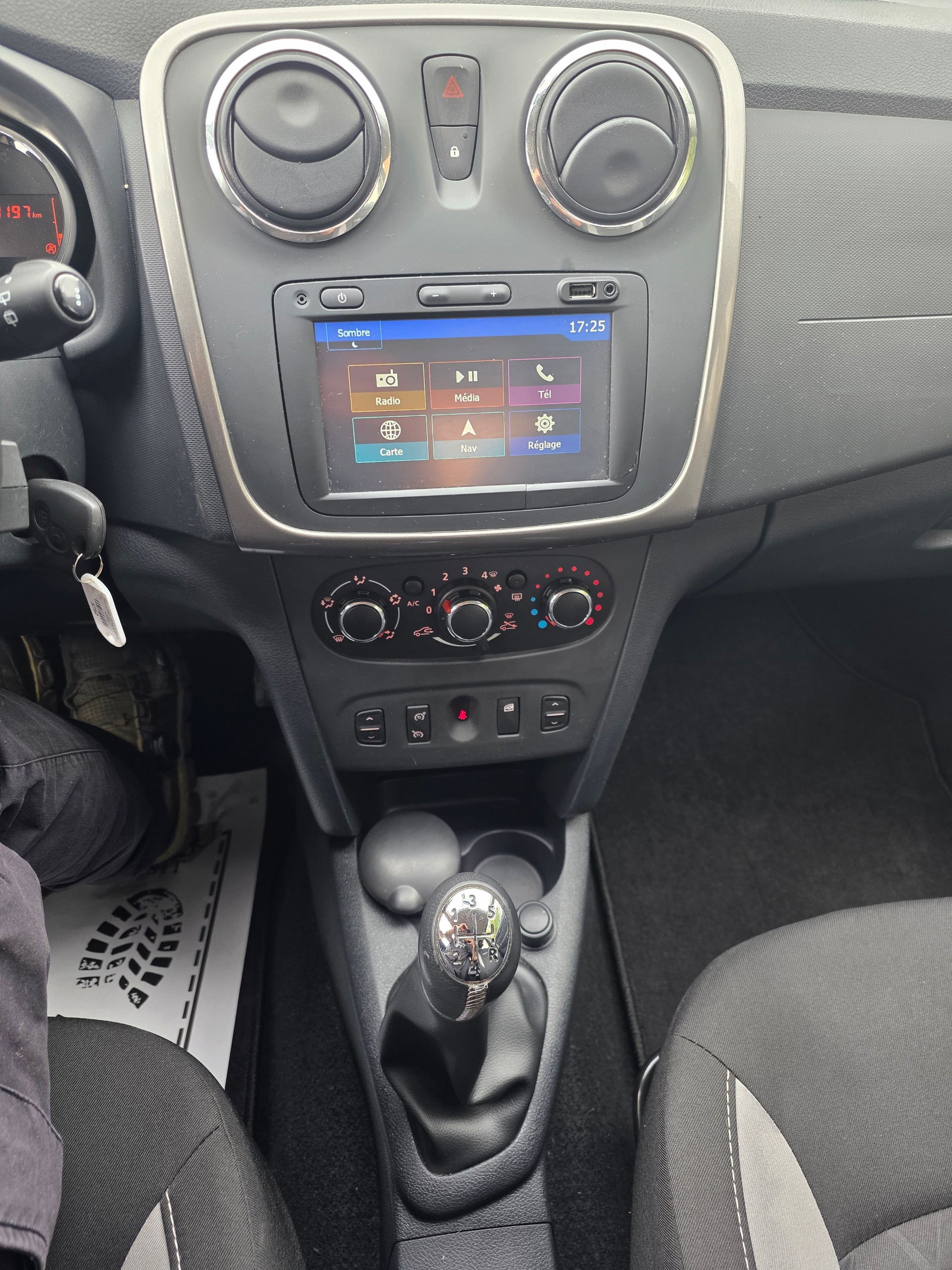DACIA Sandero Tce 90 Stepway Lauréate-image-11