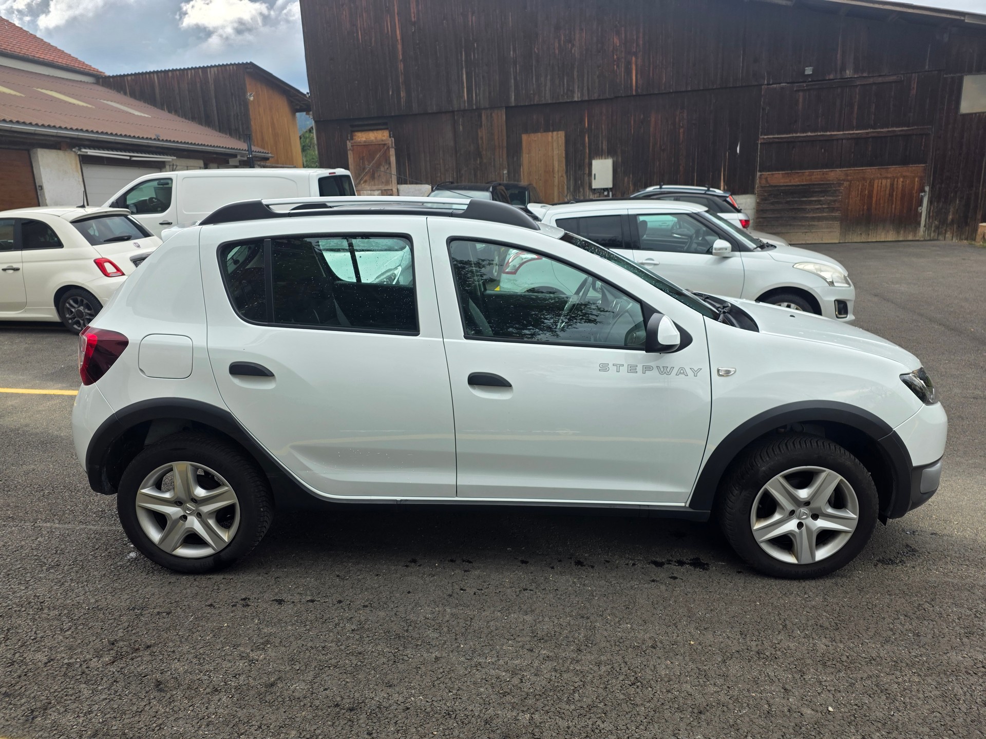 DACIA Sandero Tce 90 Stepway Lauréate-image-3