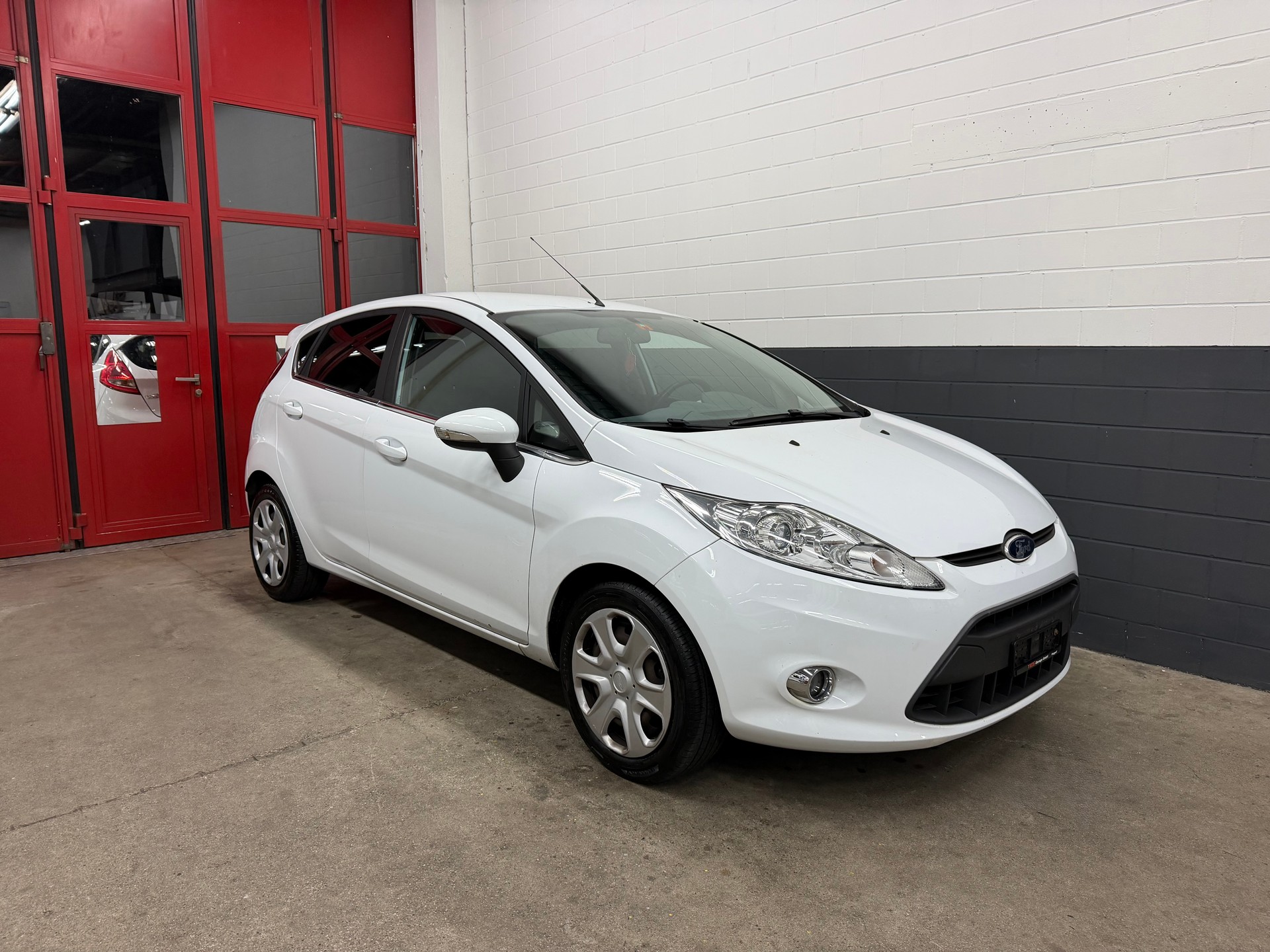 FORD Fiesta 1.4 16V Colourline //NEU AB MFK-image-0