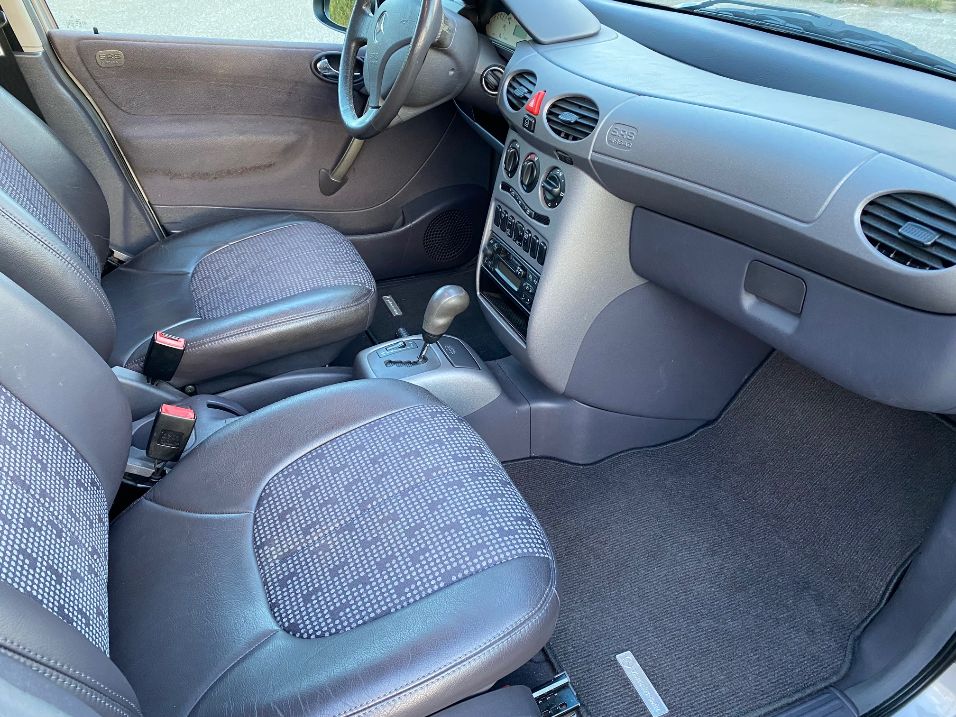 MERCEDES-BENZ A 140 Avantgarde-image-5