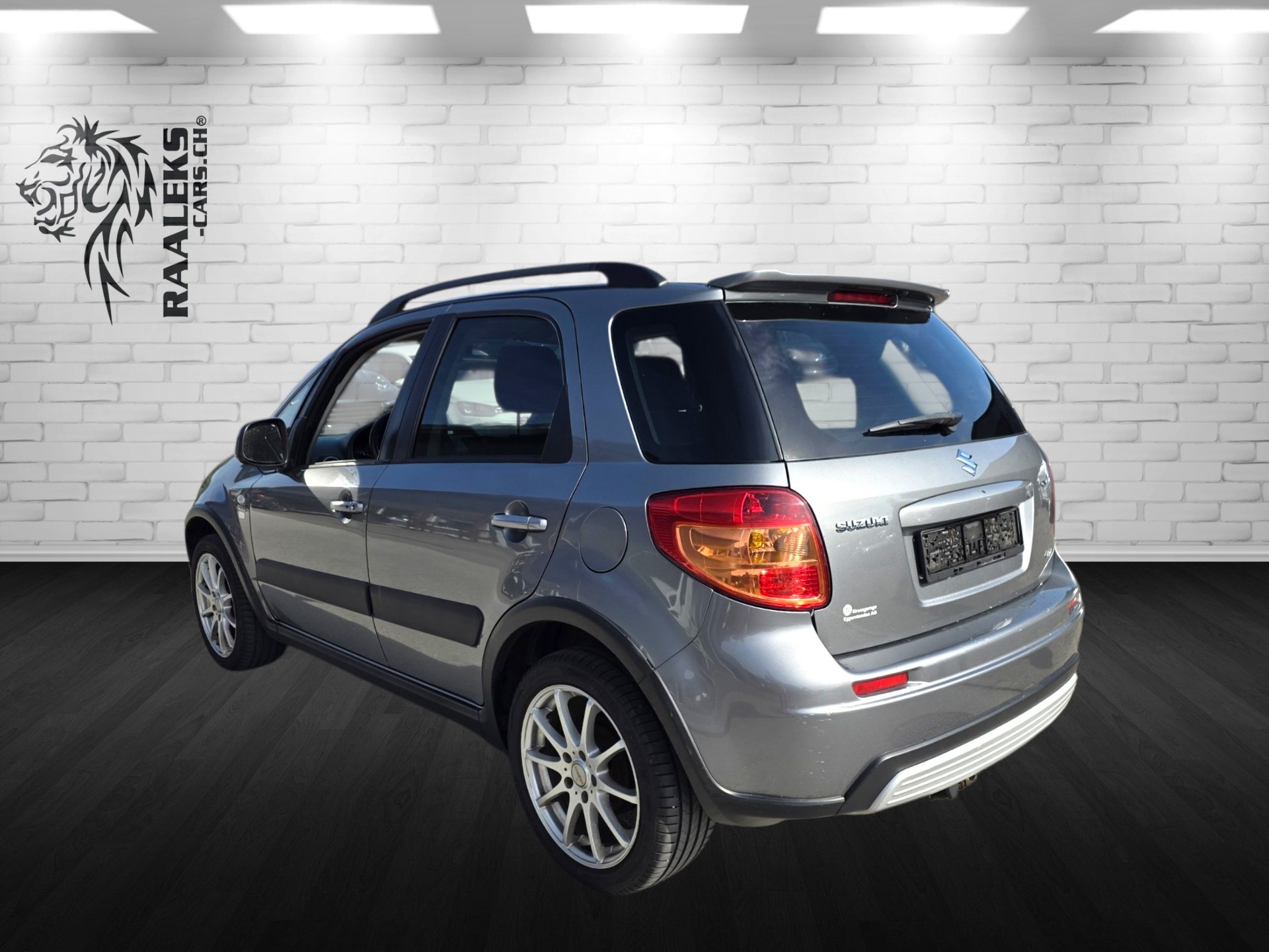 SUZUKI SX4 1.9 TD GL Top 4WD-showroom-element-3