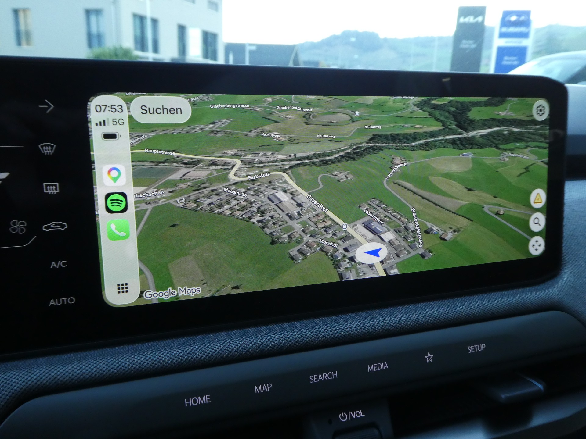 KIA EV3 81,4 kWh Earth 4x4-image-2
