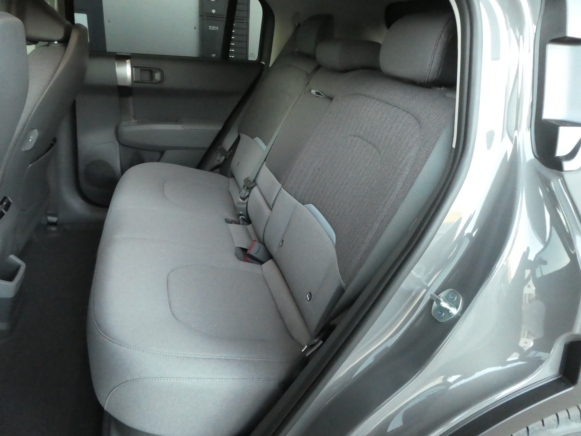 KIA EV3 81,4 kWh Earth 4x4-image-9