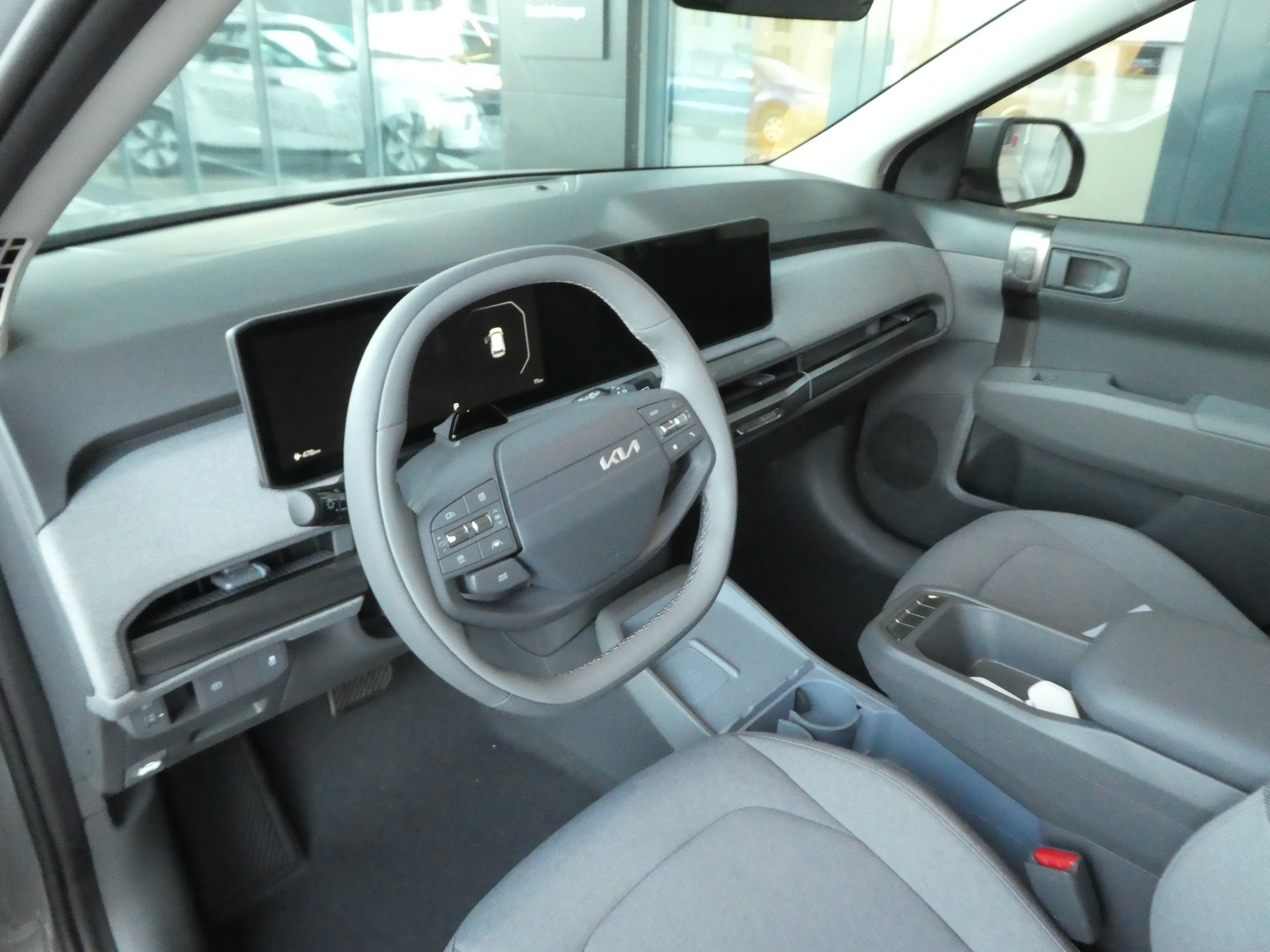 KIA EV3 81,4 kWh Earth 4x4-image-3