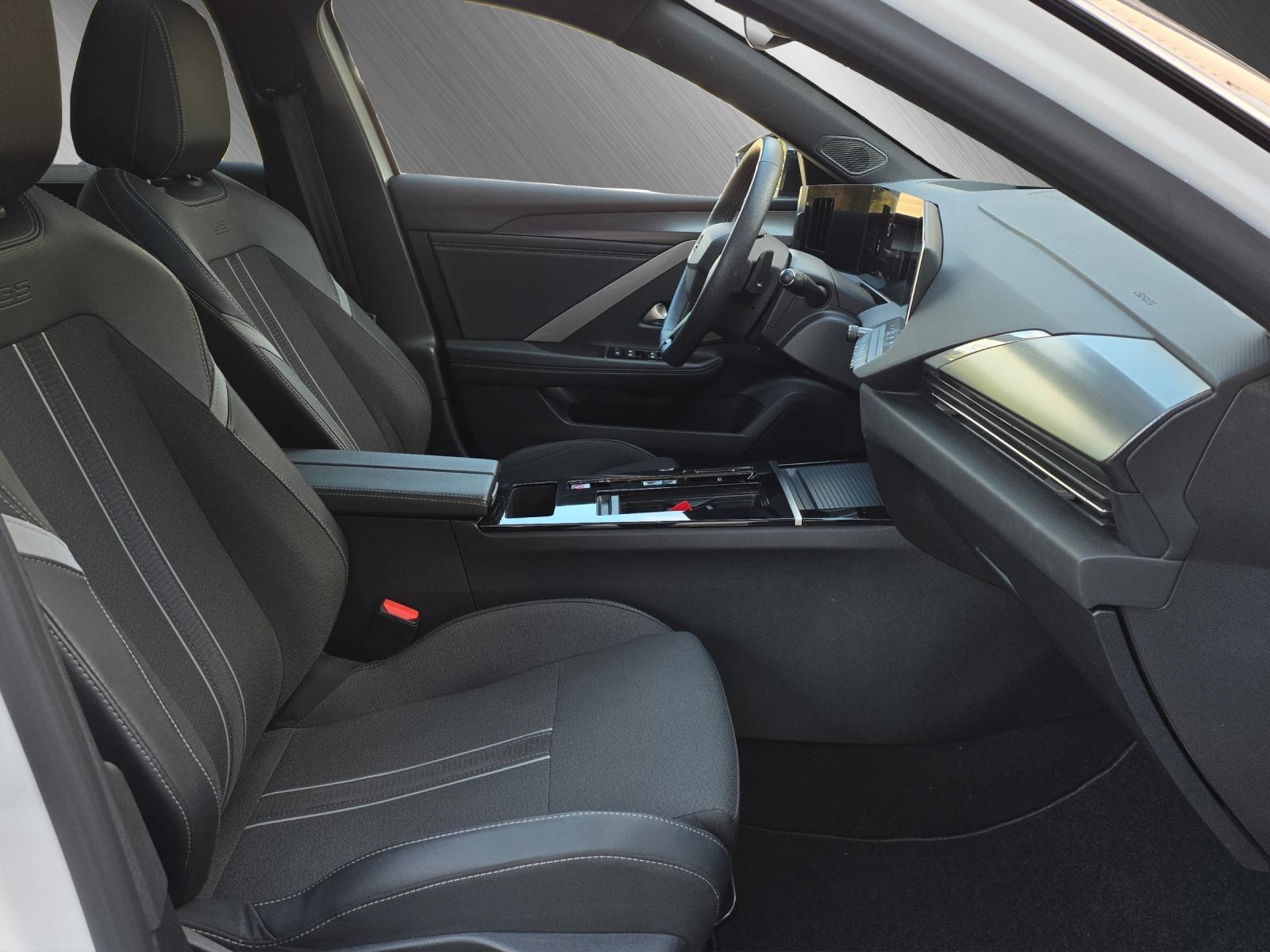 OPEL Astra Sports Tourer 1.2 T Hybrid GS-image-14
