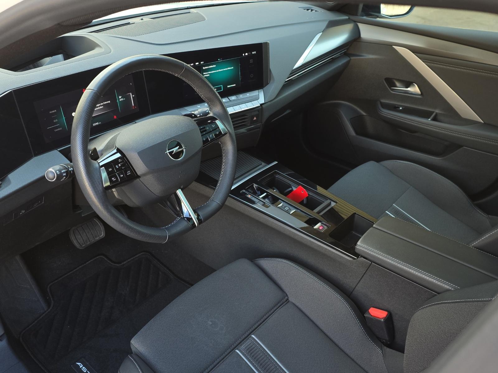 OPEL Astra Sports Tourer 1.2 T Hybrid GS-image-15
