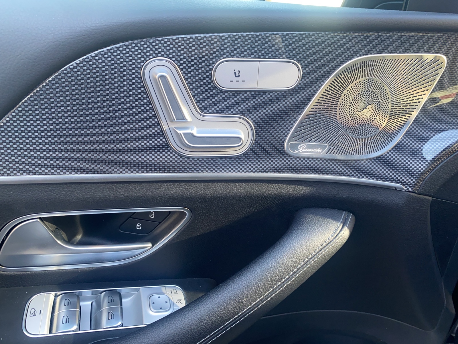 MERCEDES-BENZ GLE 350 e 4Matic AMG Line 9G-Tronic-image-6