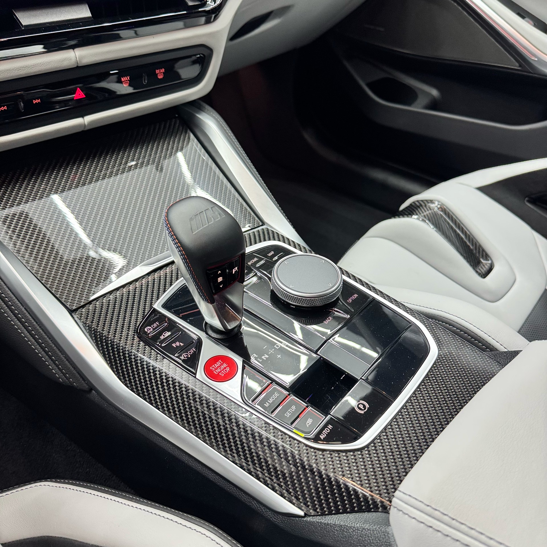 BMW M3 Touring xDrive Competition M * Orchid Velvet II *-image-12