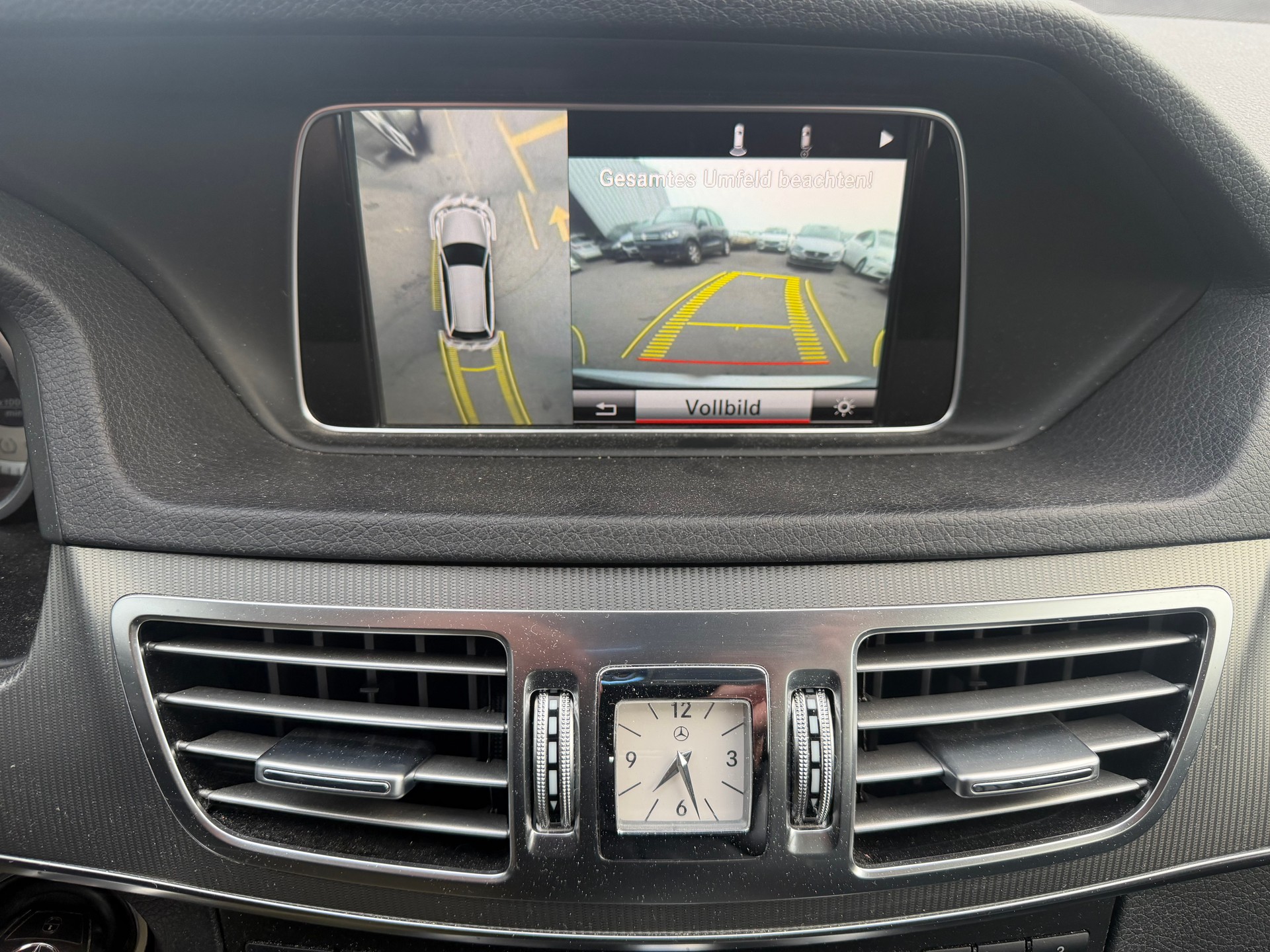 MERCEDES-BENZ E 350 BlueTEC Avantgarde 4Matic 7G-Tronic * Leder * Navi * LED * Klima-Auto * PDC V&H * Tempomat * Ab MFK-image-7