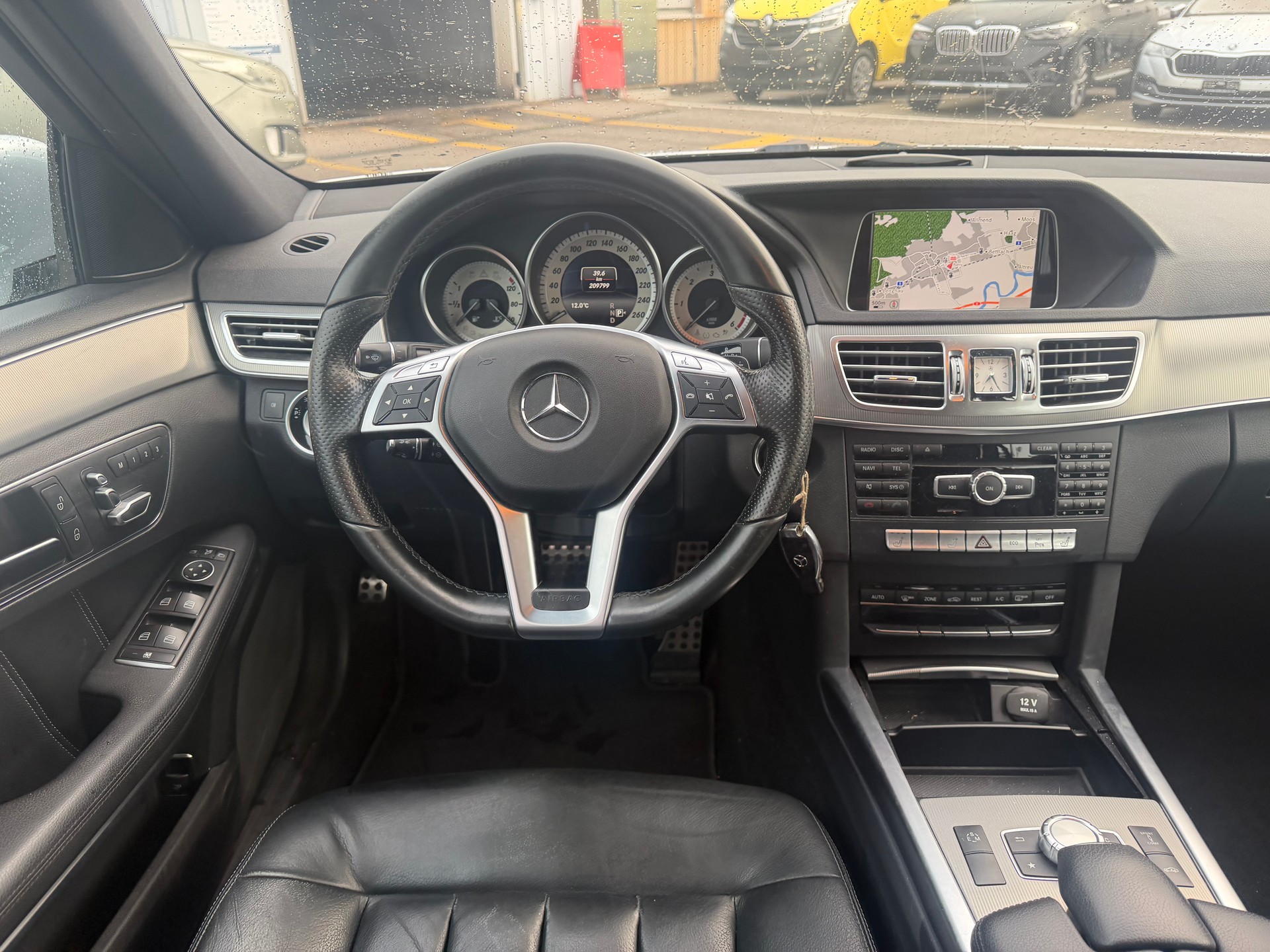MERCEDES-BENZ E 350 BlueTEC Avantgarde 4Matic 7G-Tronic * Leder * Navi * LED * Klima-Auto * PDC V&H * Tempomat * Ab MFK-image-2