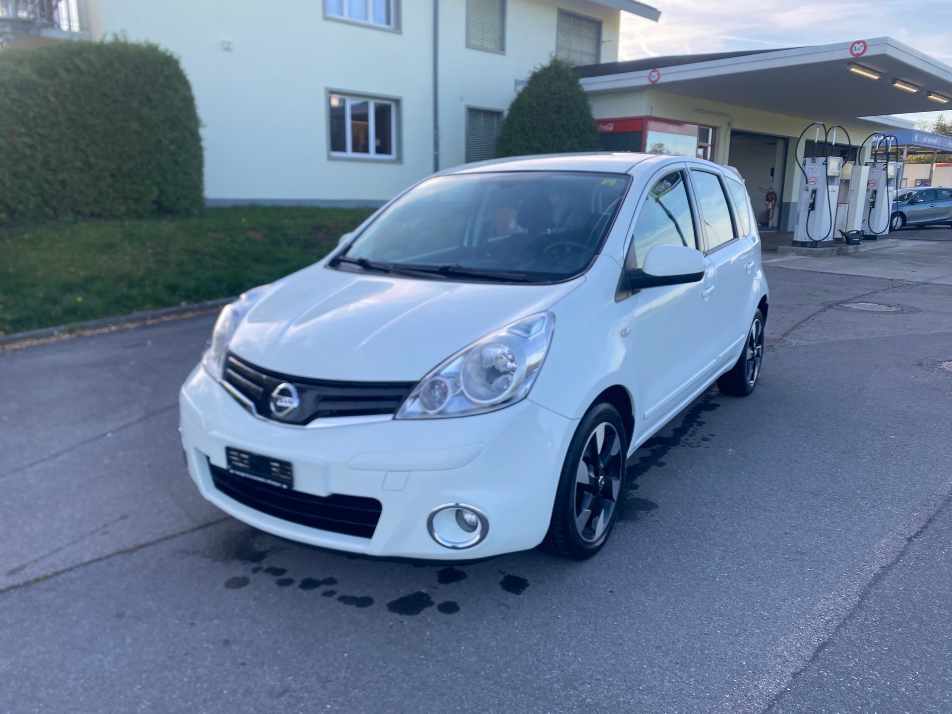 NISSAN Note 1.6 i-Way+ Automatic-image-0