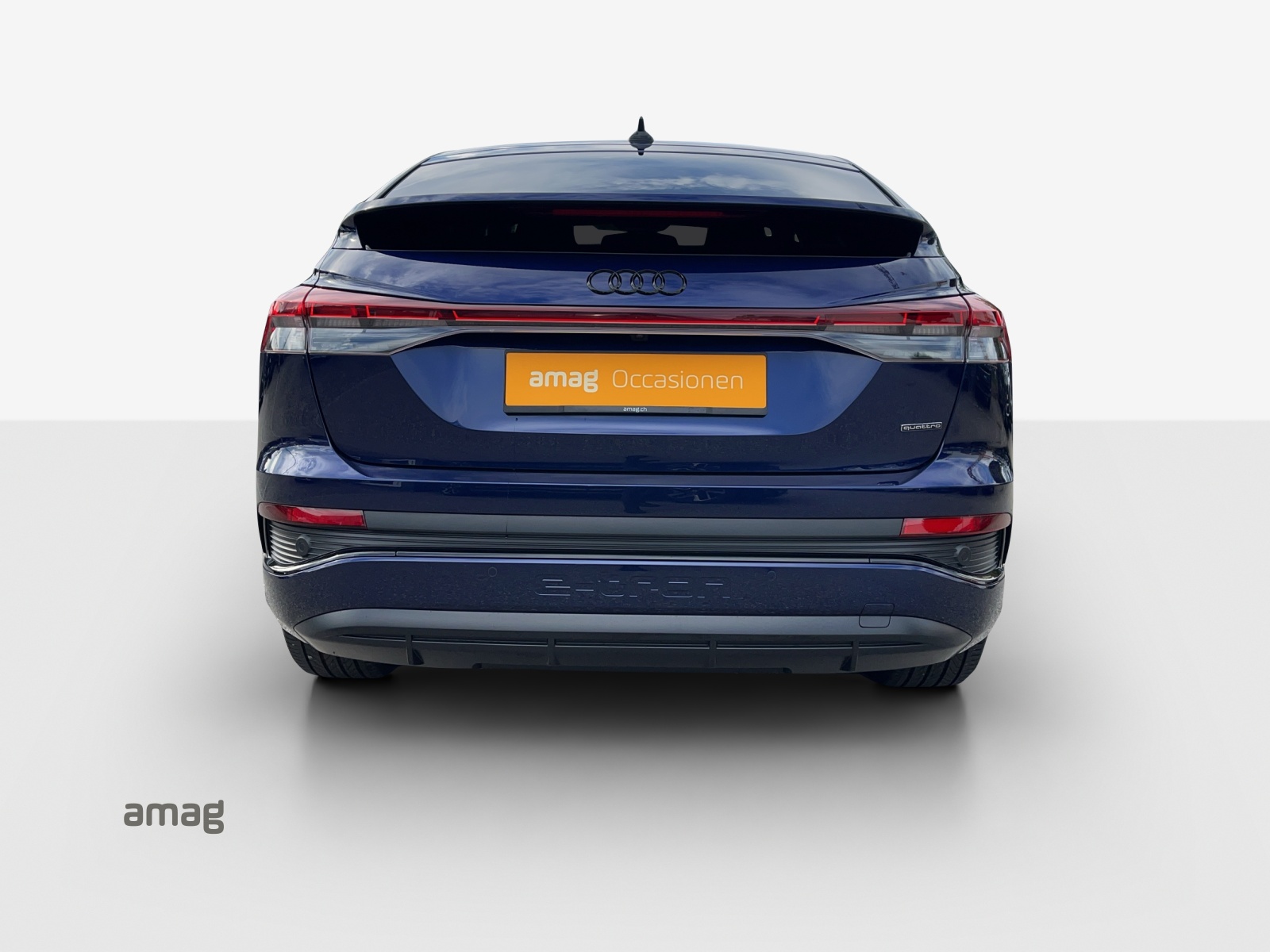 AUDI Q4 Sportback e-tron 50 quattro-image-3