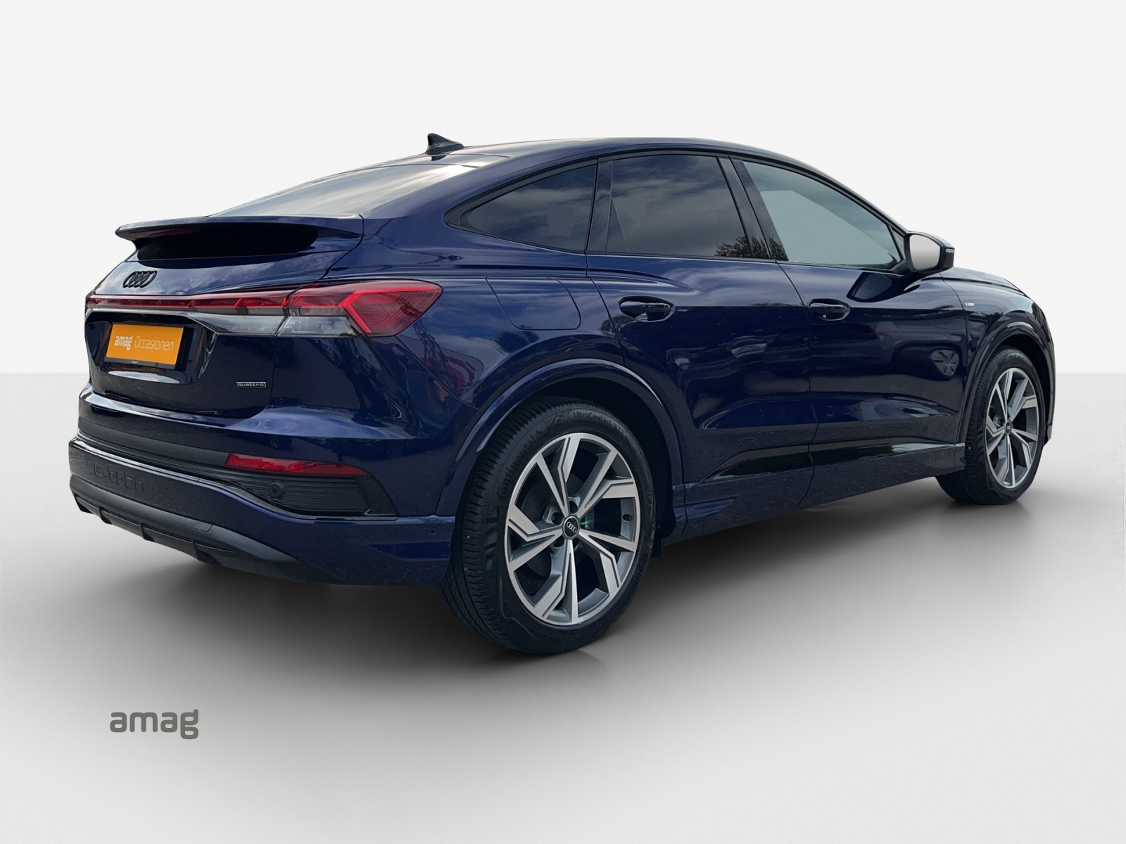 AUDI Q4 Sportback e-tron 50 quattro-image-4