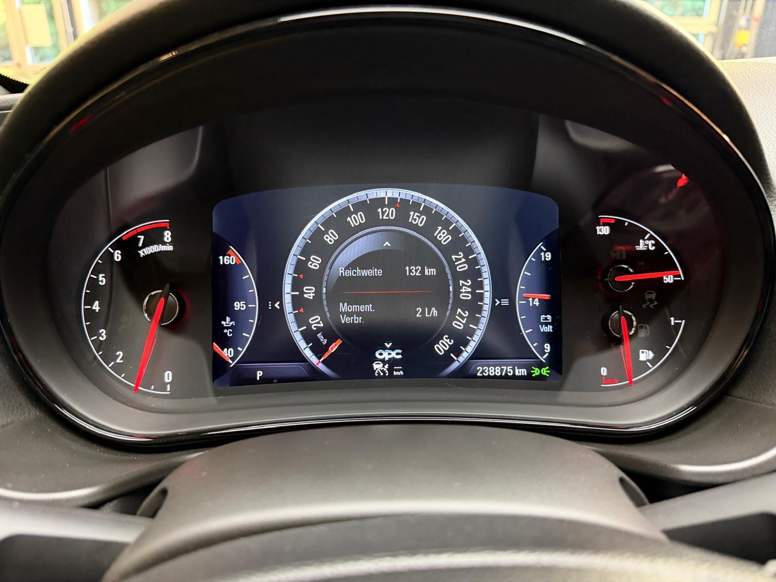 OPEL Insignia Sports Tourer 2.8 V6 T 4x4 OPC-image-23