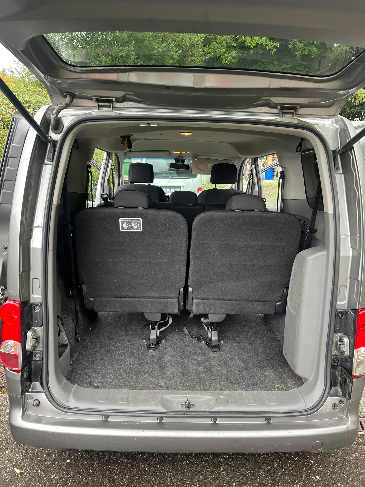 NISSAN 1.5 dci Evalia Premium-image-3