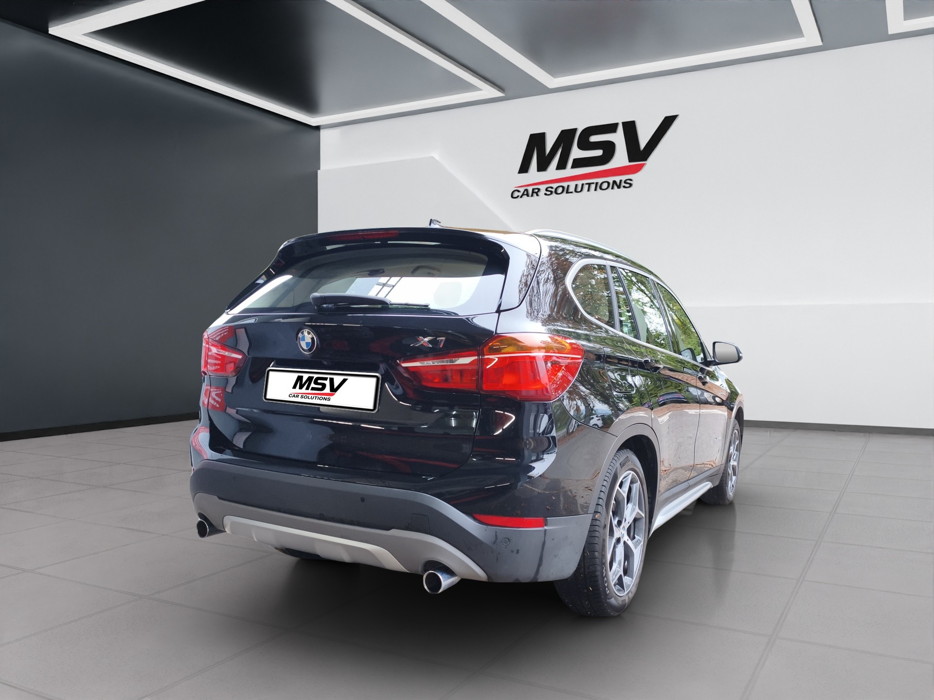 BMW X1 xDrive 20d xLine Steptronic-image-4