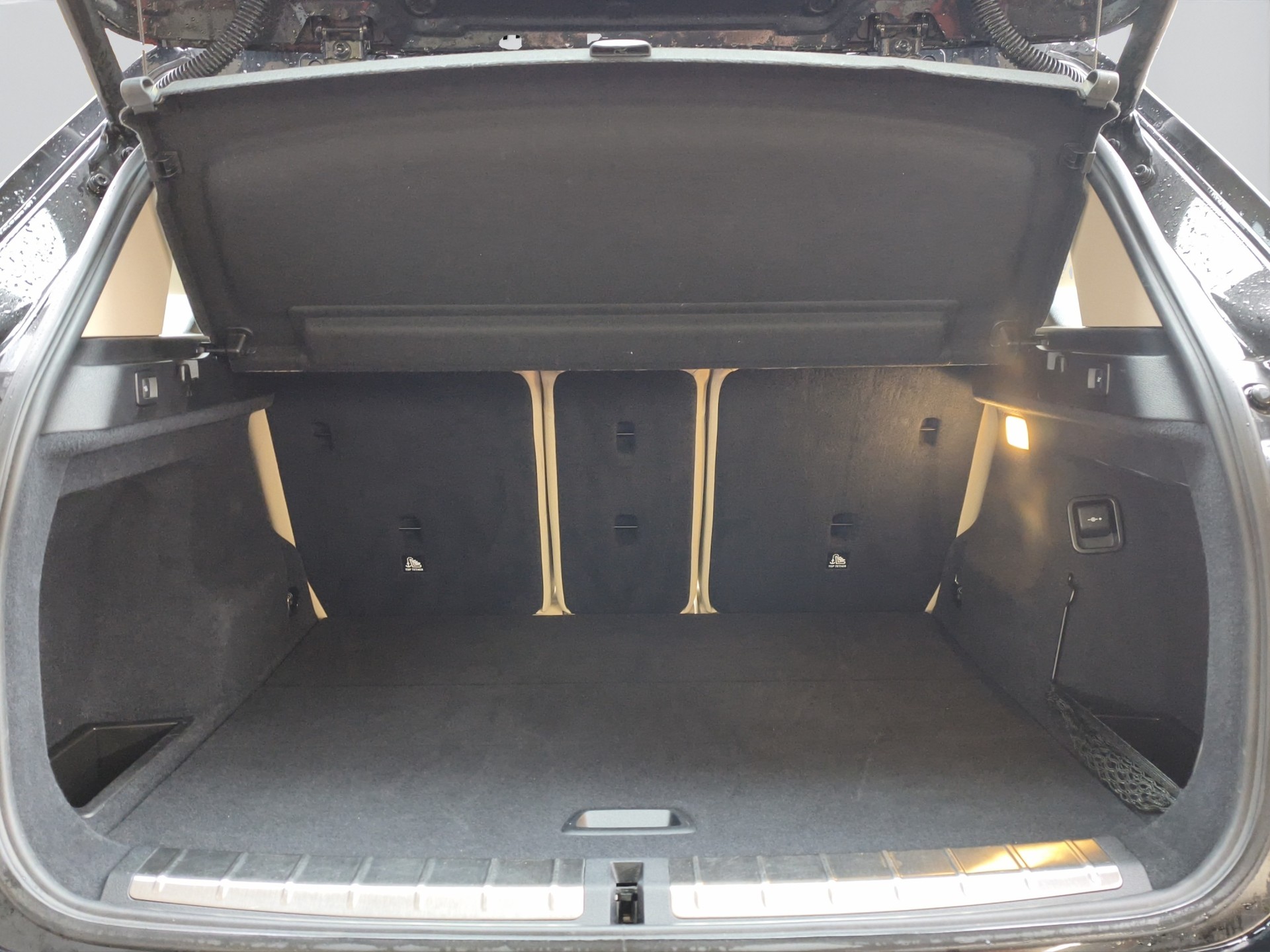 BMW X1 xDrive 20d xLine Steptronic-image-17