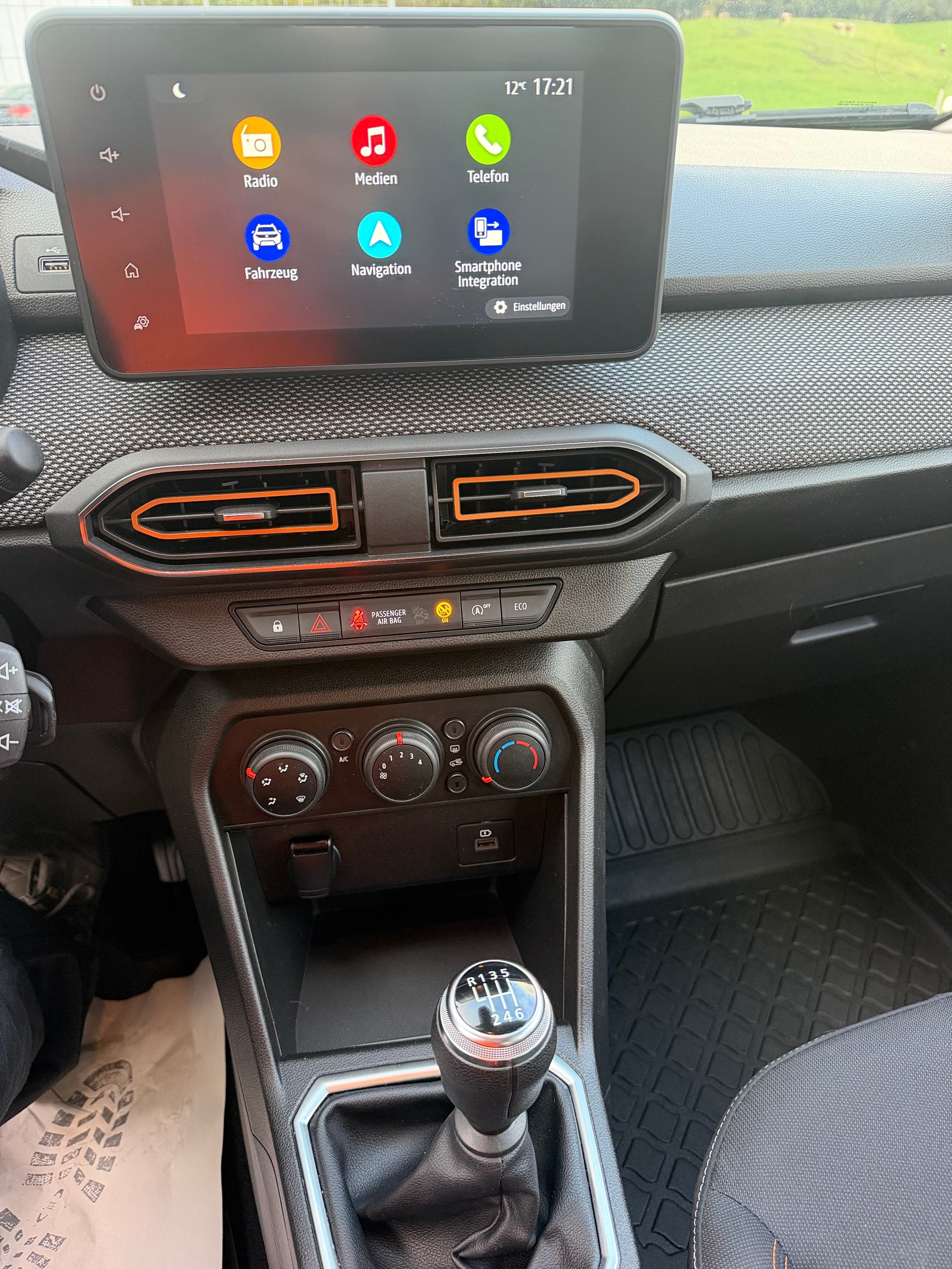 DACIA Sandero Stepway TCe 90 Comfort-image-12