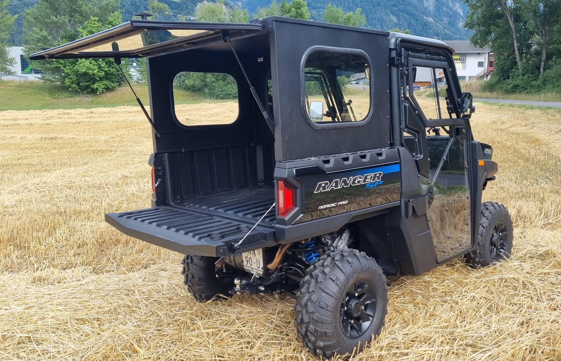 POLARIS Ranger 570 Limited Edition-showroom-element-2