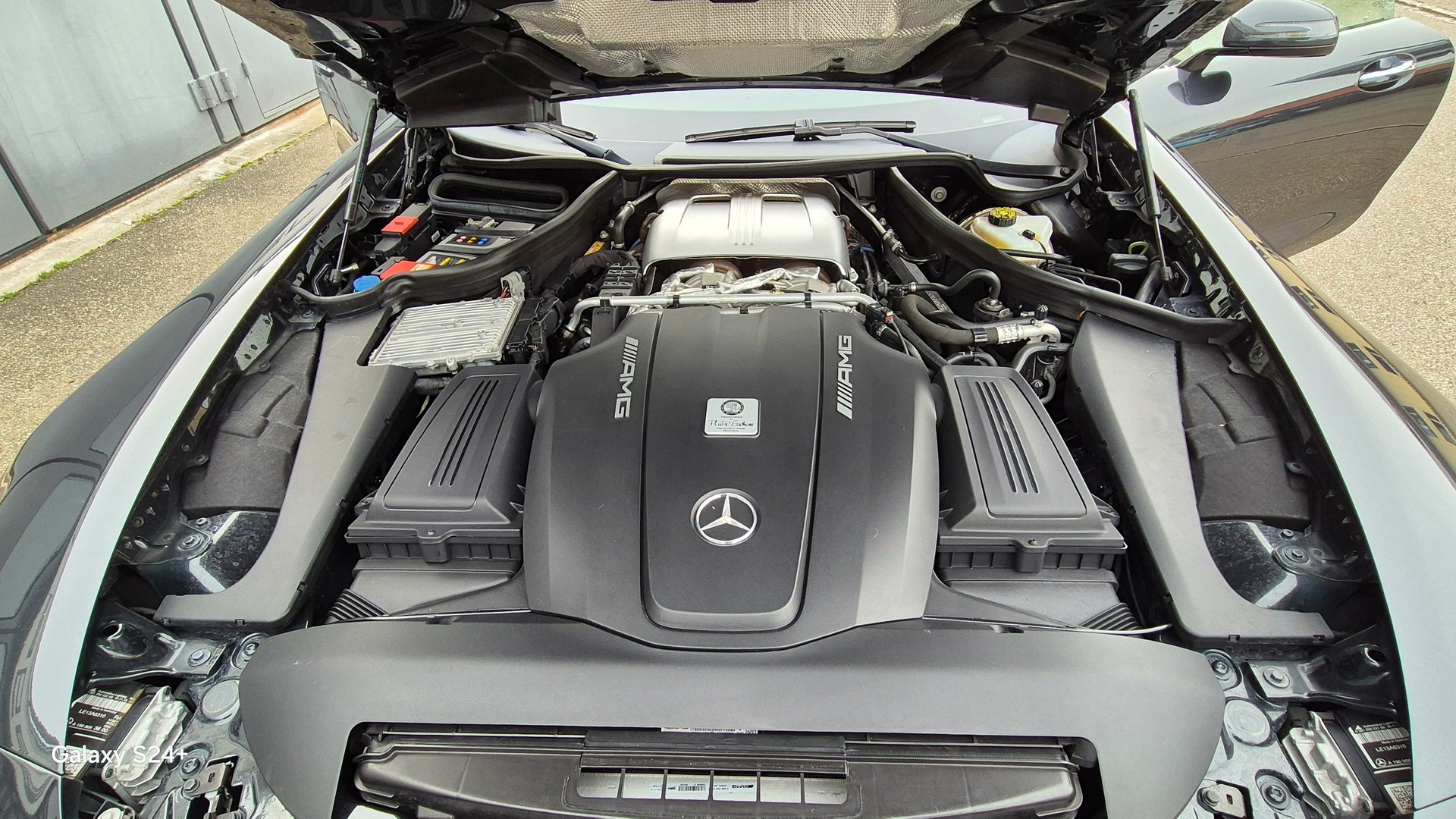 MERCEDES-BENZ AMG GT S Speedshift DCT-image-15