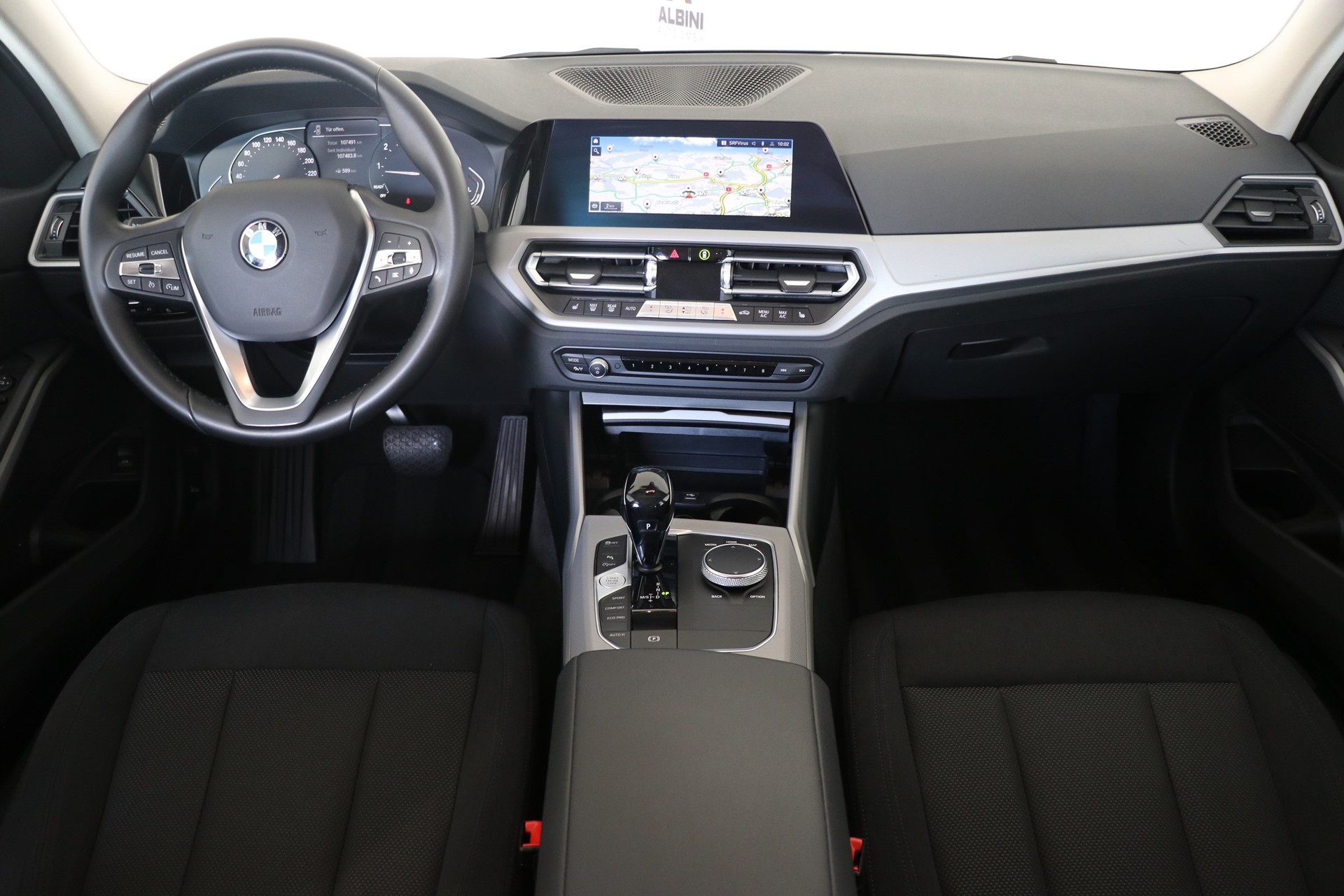 BMW 320i Touring Steptronic-image-8
