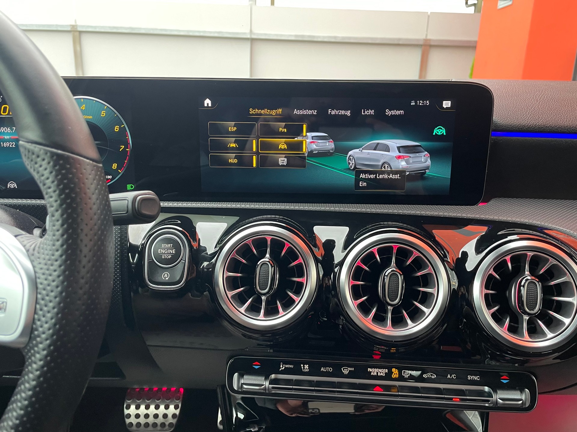 MERCEDES-BENZ A 200 AMG Line 7G-DCT-image-9