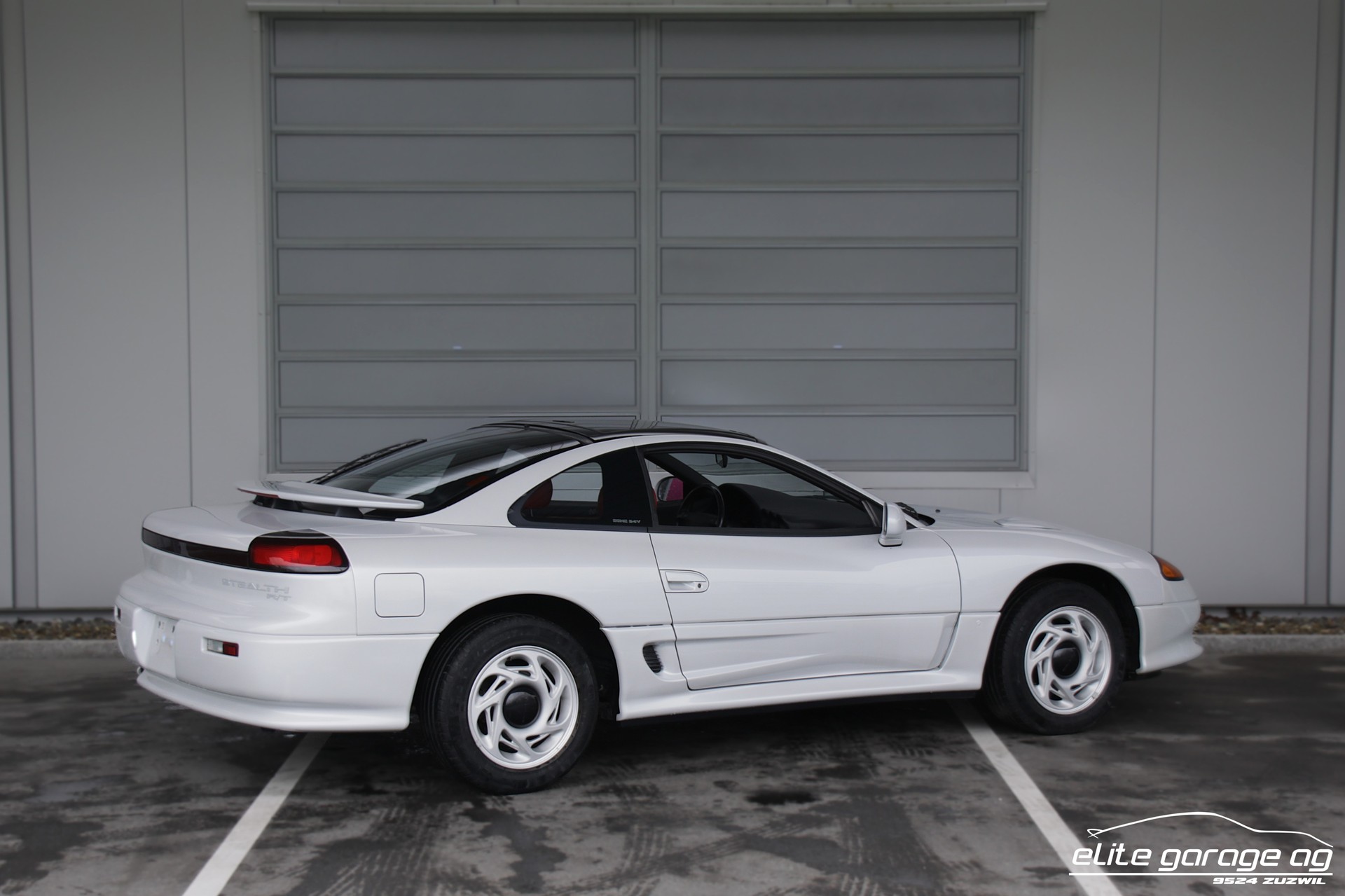 DODGE Stealth R/T-image-4