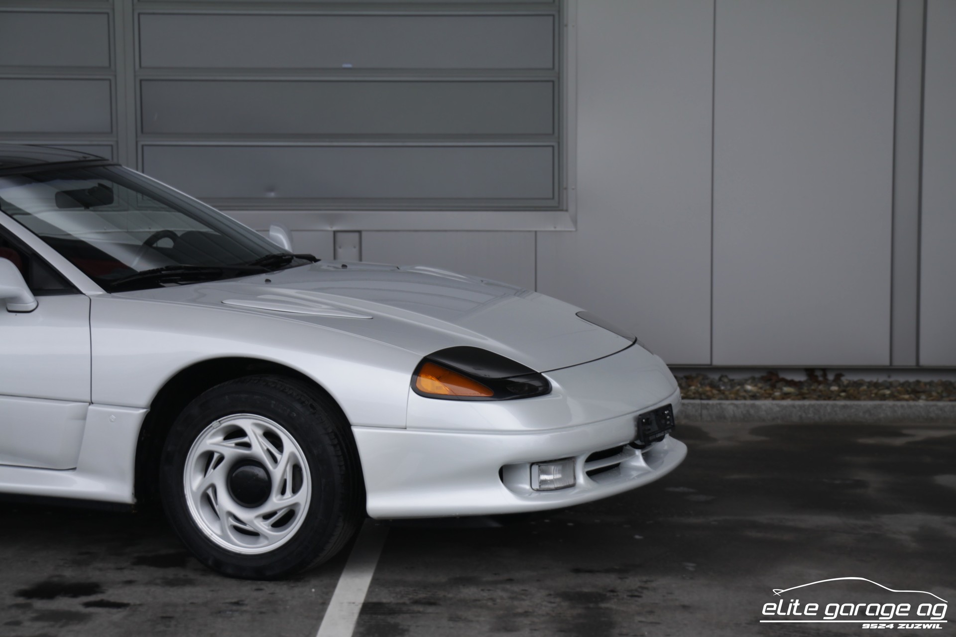 DODGE Stealth R/T-image-8