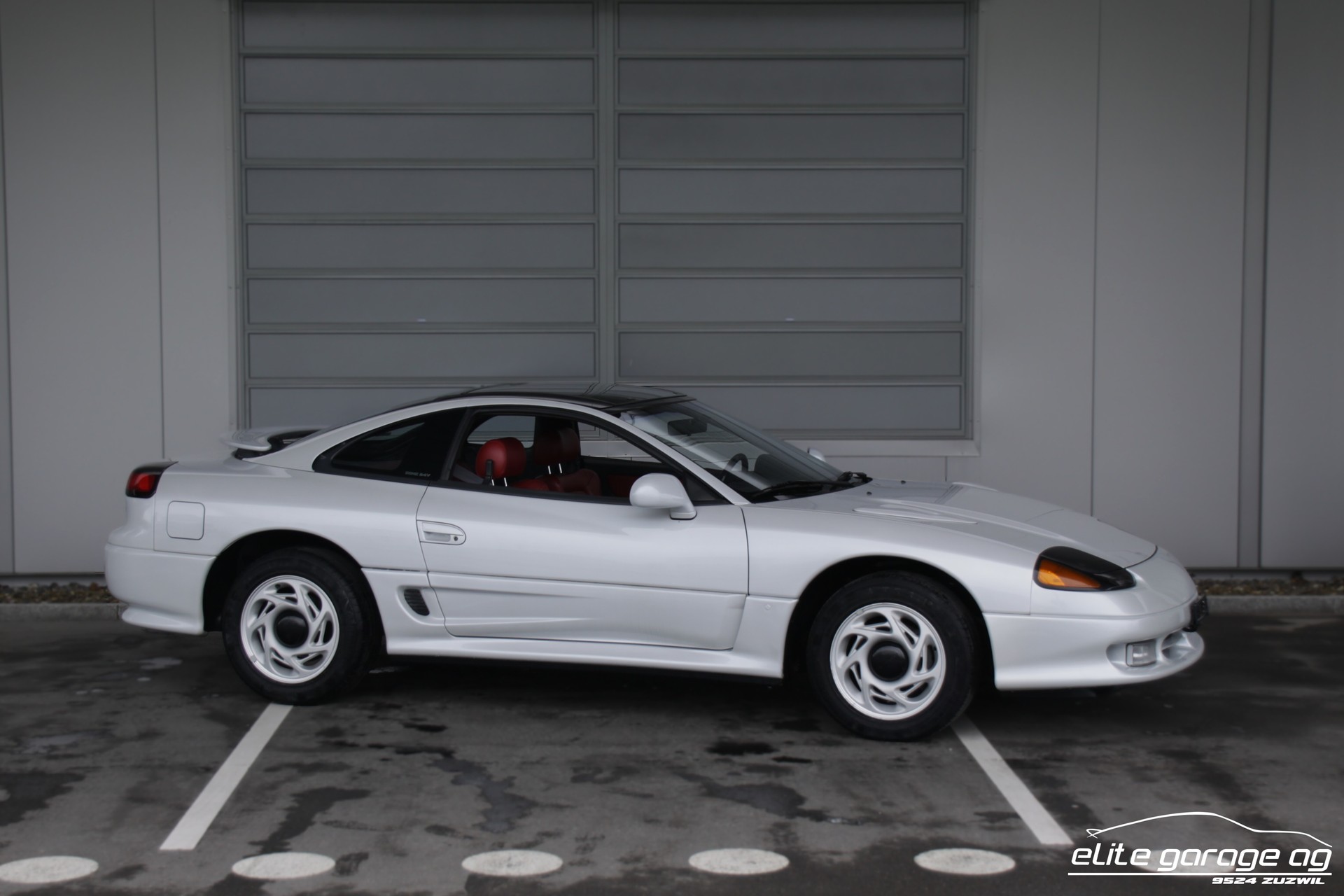 DODGE Stealth R/T-image-6