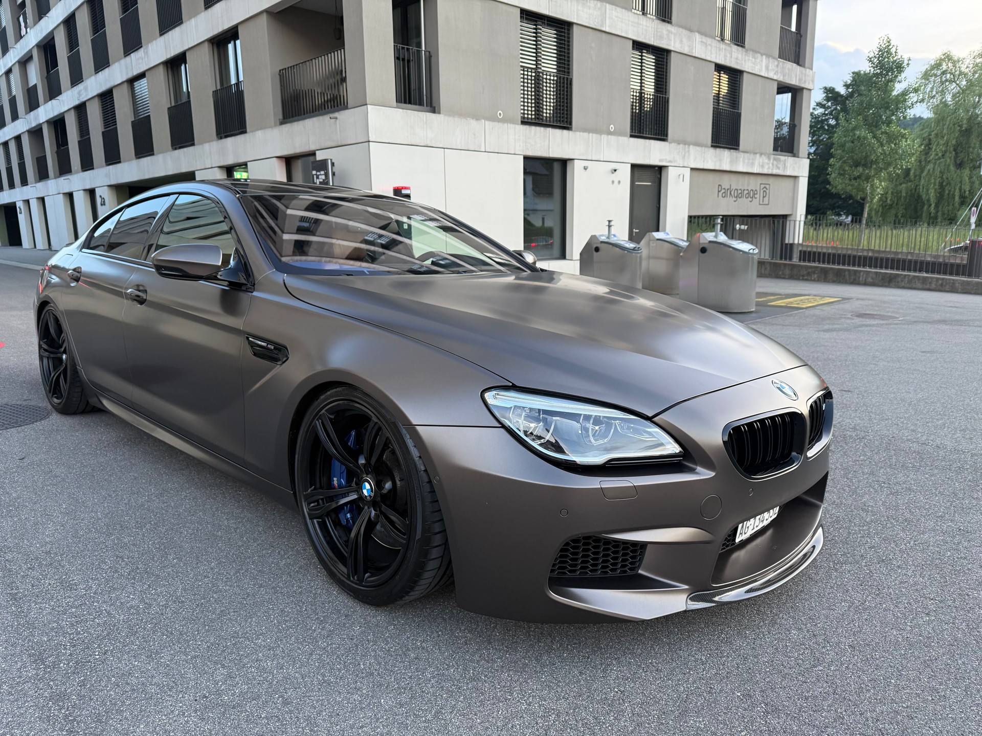 BMW M6 Gran Coupé Drivelogic FROZEN BROWN-image-1