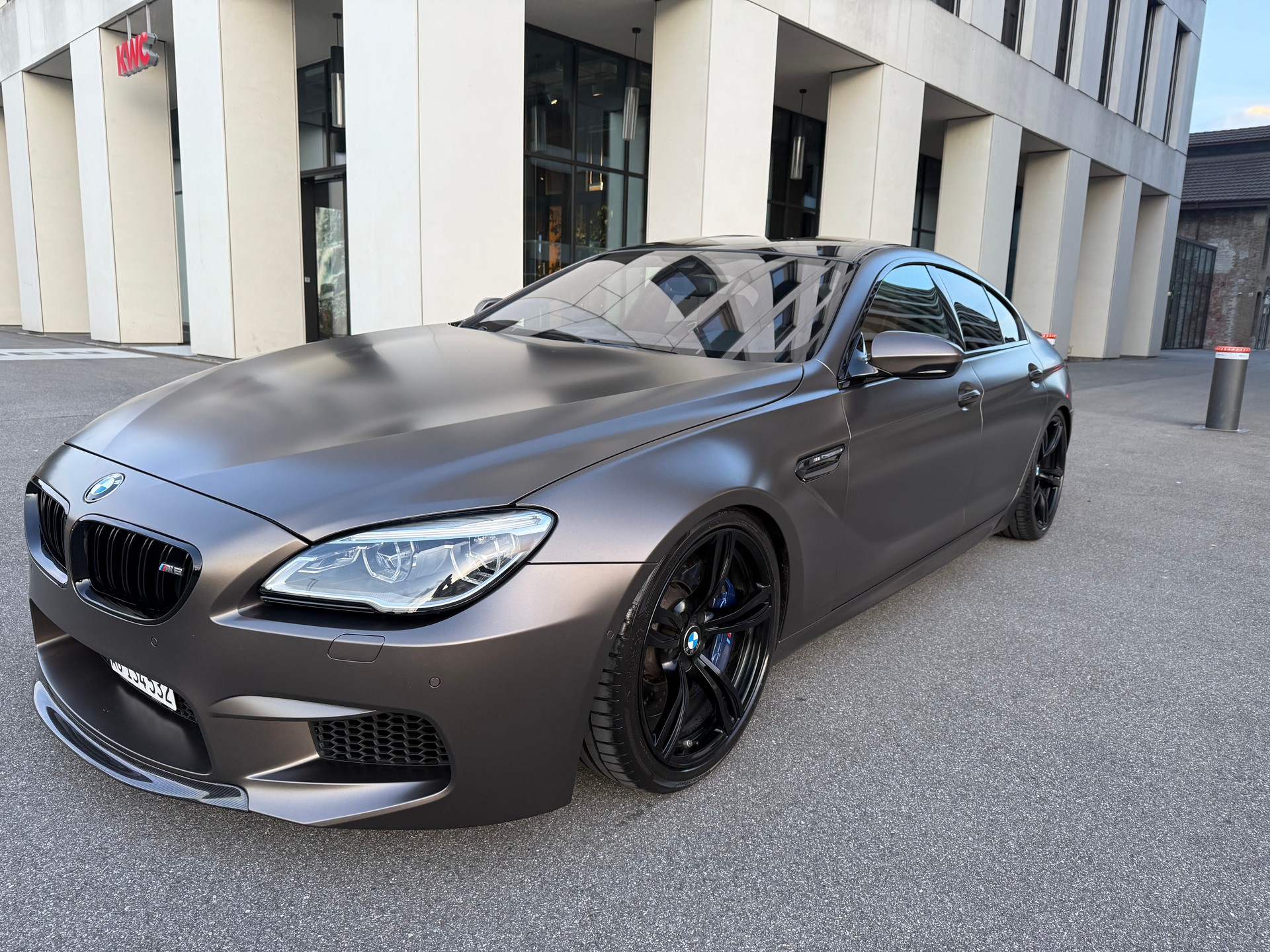BMW M6 Gran Coupé Drivelogic FROZEN BROWN-image-4