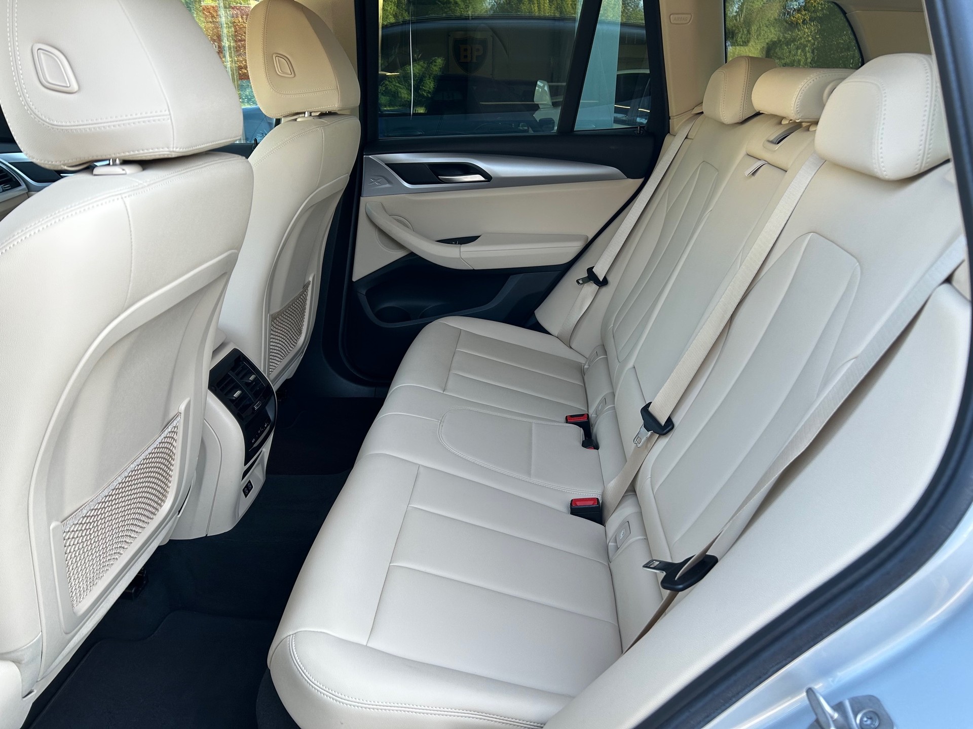 BMW X3 xDrive 48V 20d Steptronic-image-10
