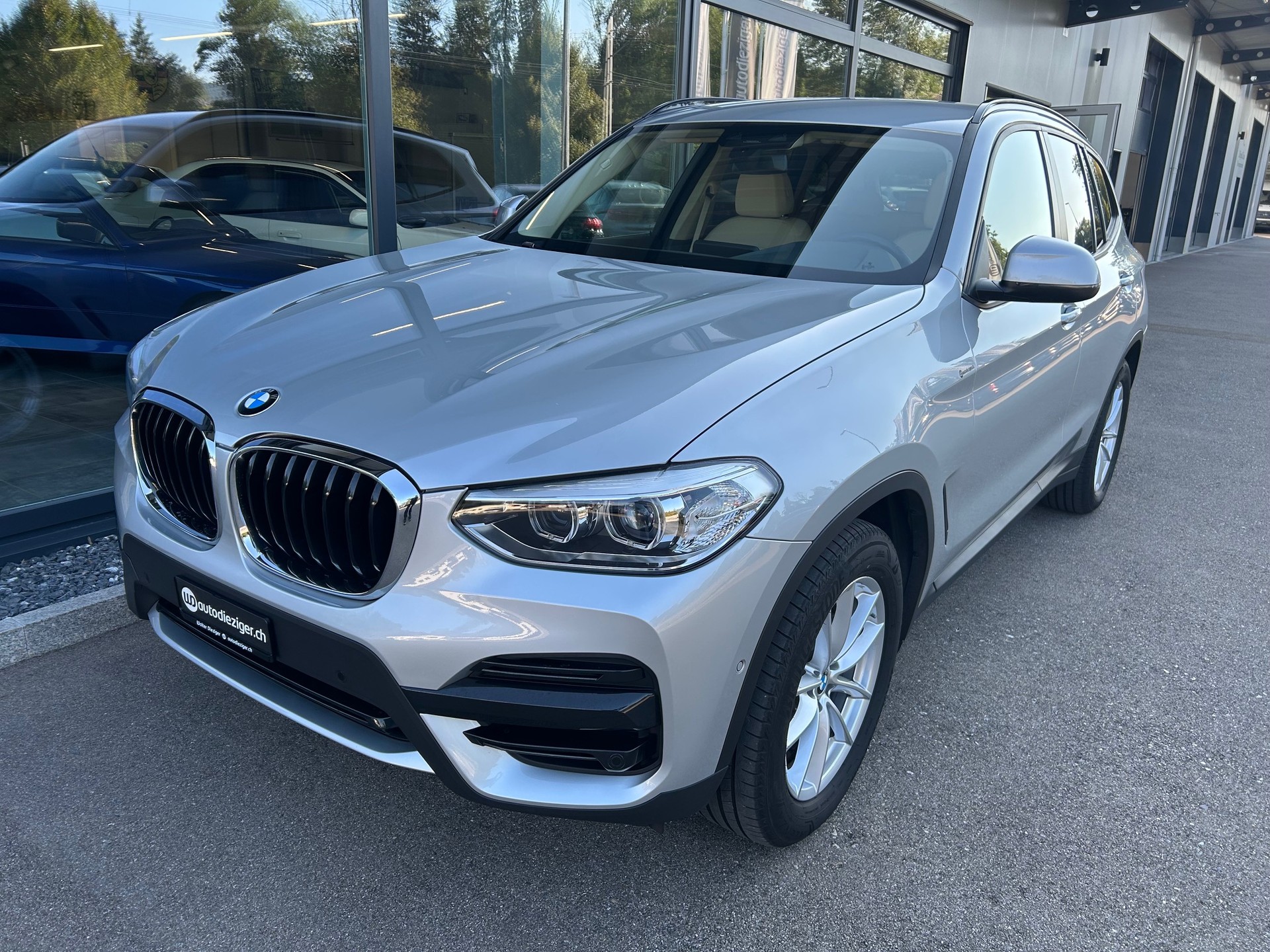 BMW X3 xDrive 48V 20d Steptronic-image-2
