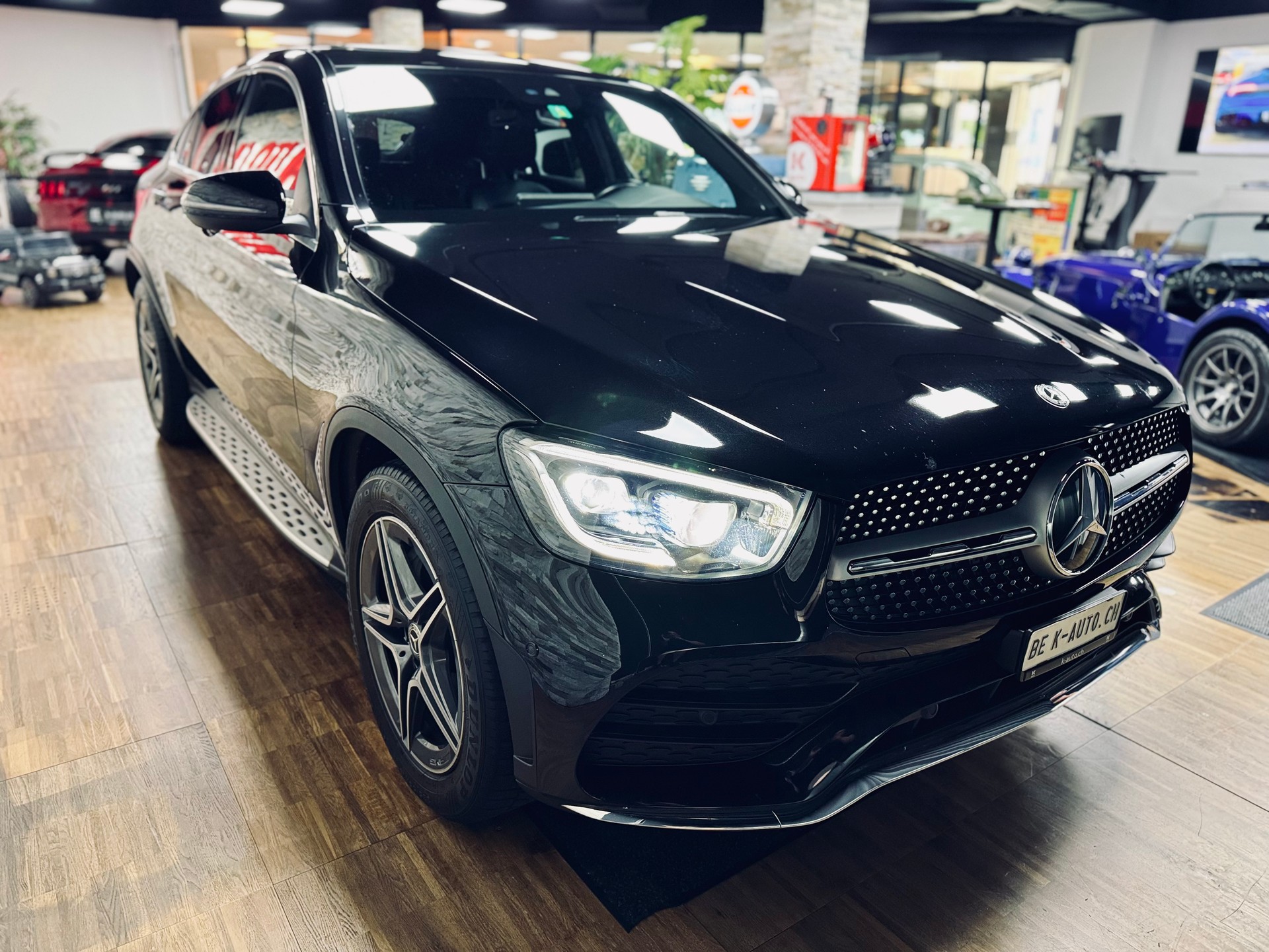 MERCEDES-BENZ GLC Coupé 200 AMG Line 4Matic 9G-Tronic-image-4