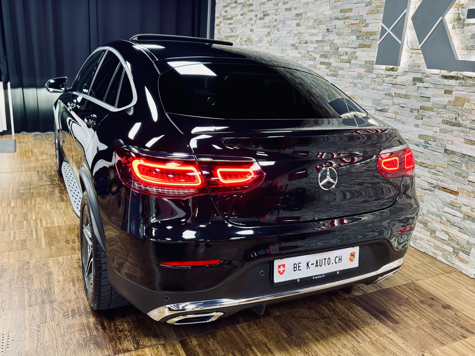 MERCEDES-BENZ GLC Coupé 200 AMG Line 4Matic 9G-Tronic-image-1