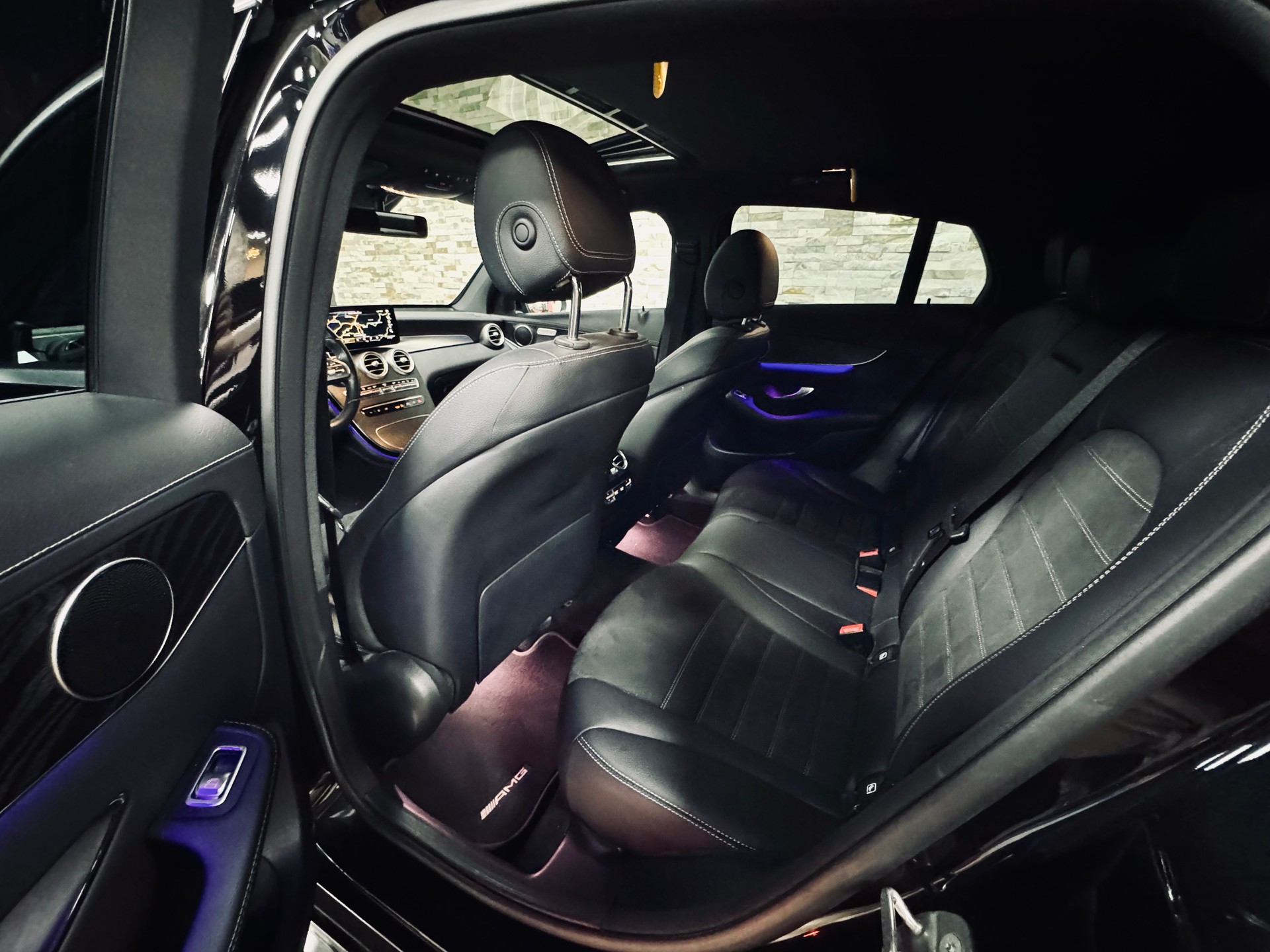 MERCEDES-BENZ GLC Coupé 200 AMG Line 4Matic 9G-Tronic-image-19