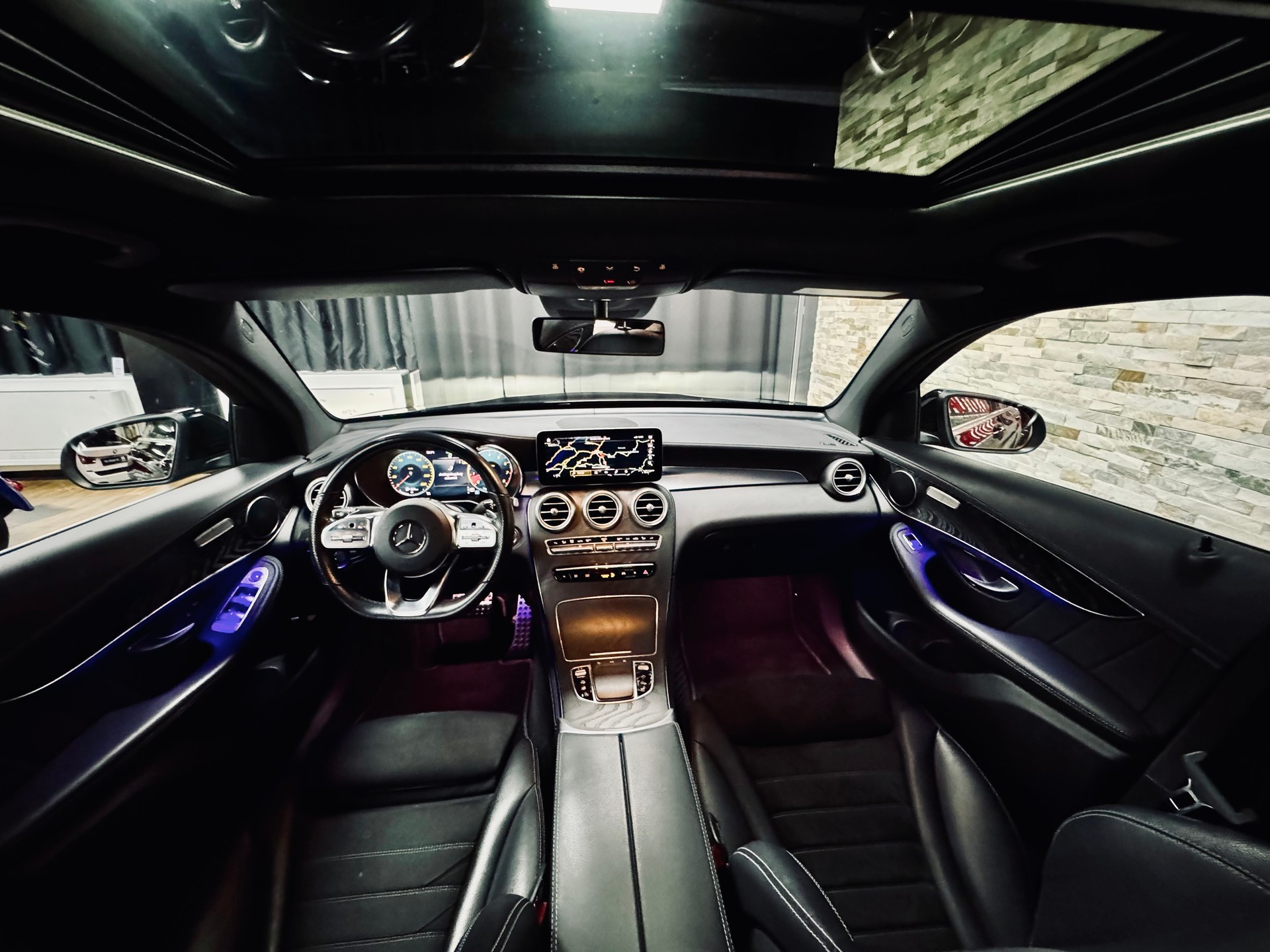 MERCEDES-BENZ GLC Coupé 200 AMG Line 4Matic 9G-Tronic-image-20