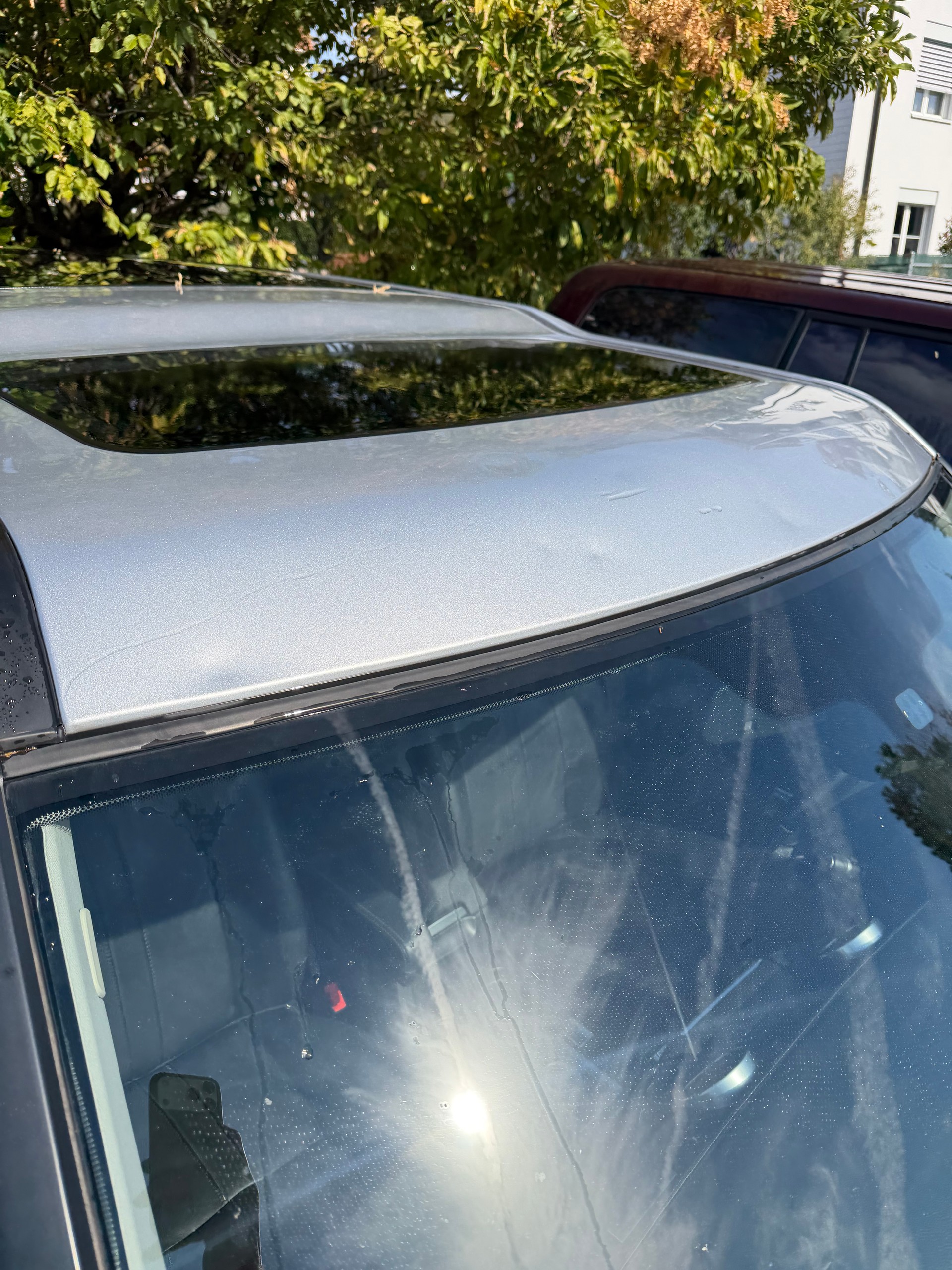 LAND ROVER Discovery 3.0 SDV6 HSE Automatic-image-14
