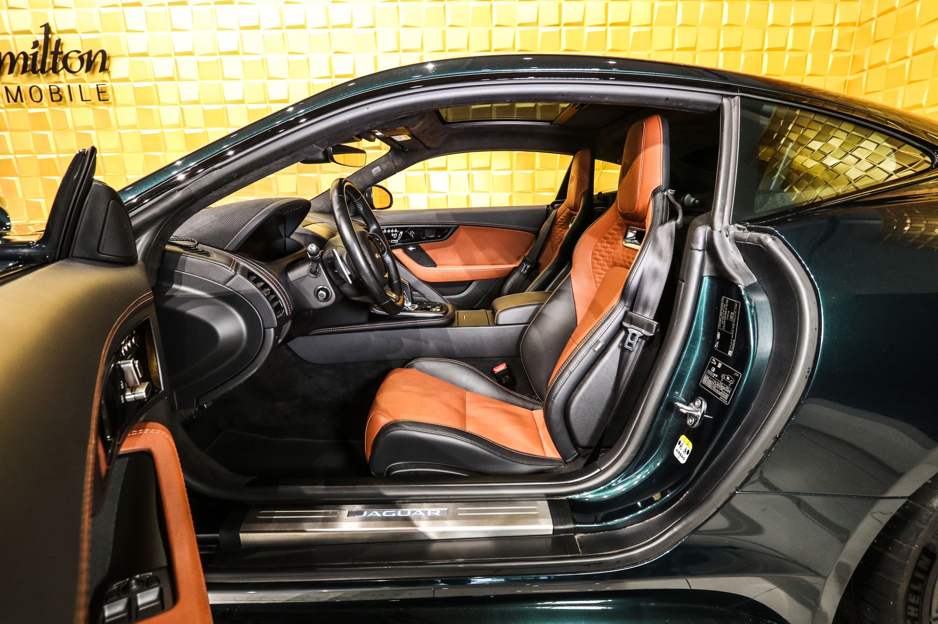 JAGUAR F-Type R Coupé 5.0 V8 S/C AWD 575ps-image-8